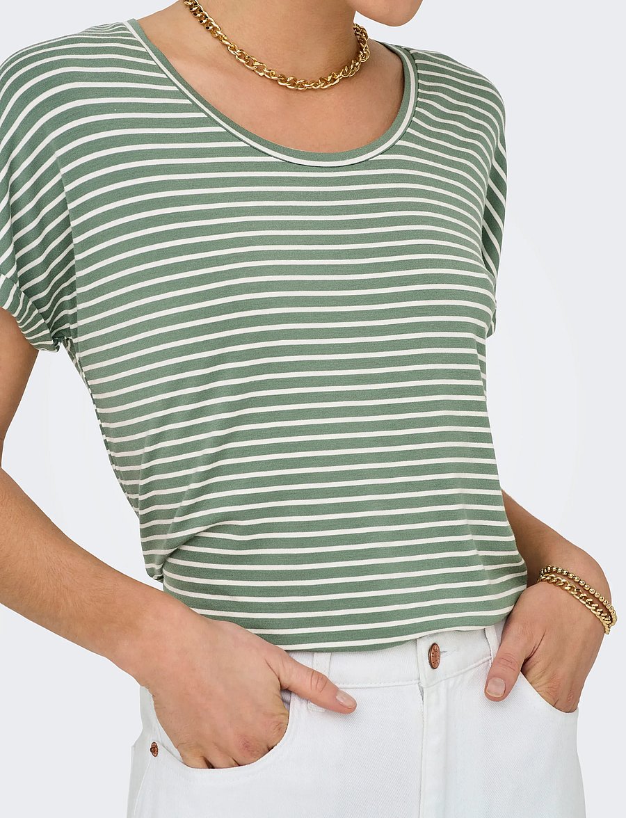 JDY - JDYSISSY S/S O-NECK TOP JRS NOOS - t-shirts - sea spray - 5