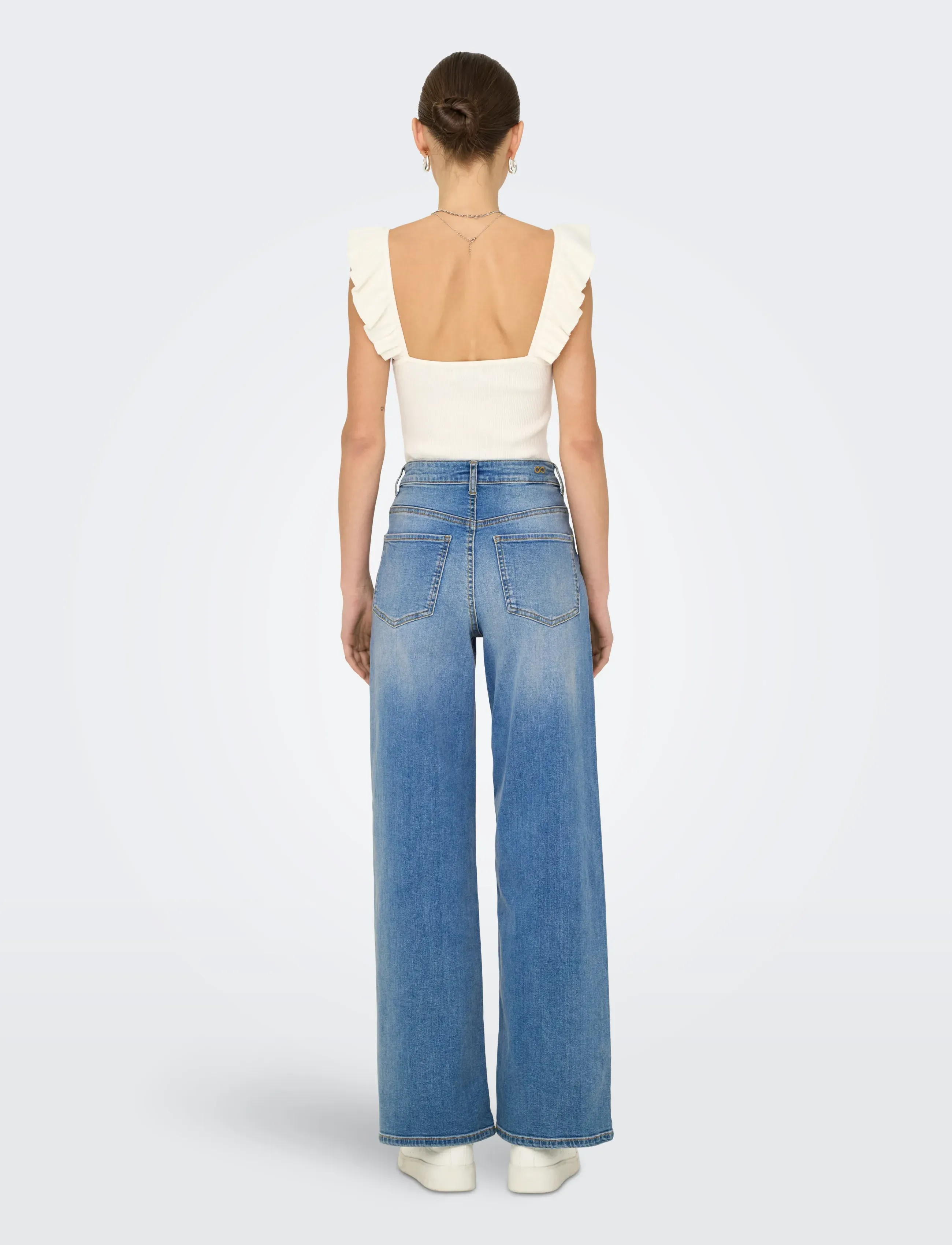 JDY - JDYFELINA-FINA HW WIDE MED BLUE DNM NOOS - pantalons larges - medium blue denim - 3