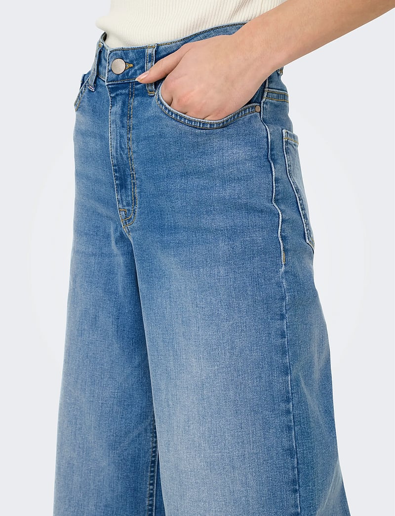 JDY - JDYFELINA-FINA HW WIDE MED BLUE DNM NOOS - brede jeans - medium blue denim - 5