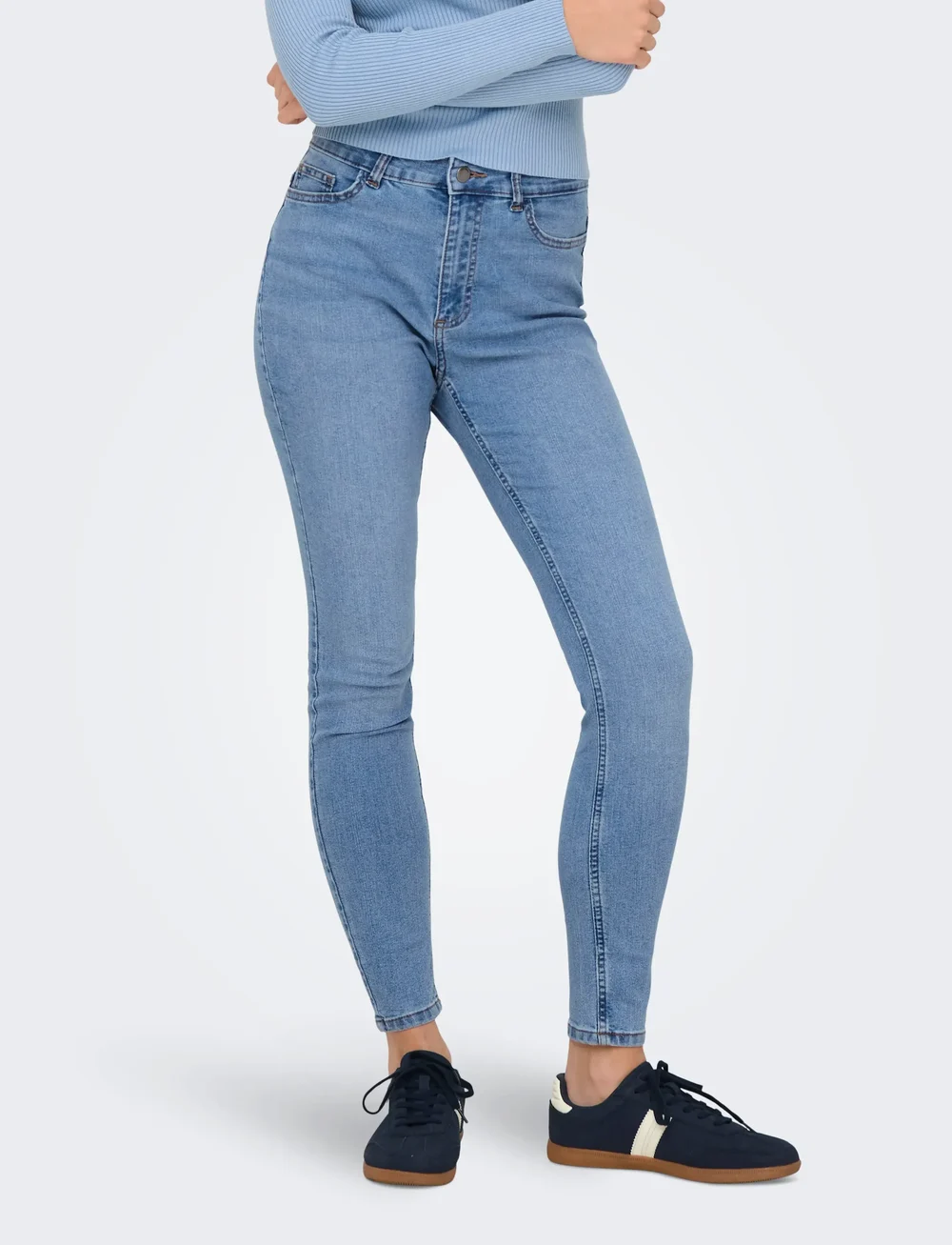 JDY - JDYMOON HW SKINNY JEANS MEDBLUEDNM NOOS - siaurėjantys džinsai - medium blue denim - 0