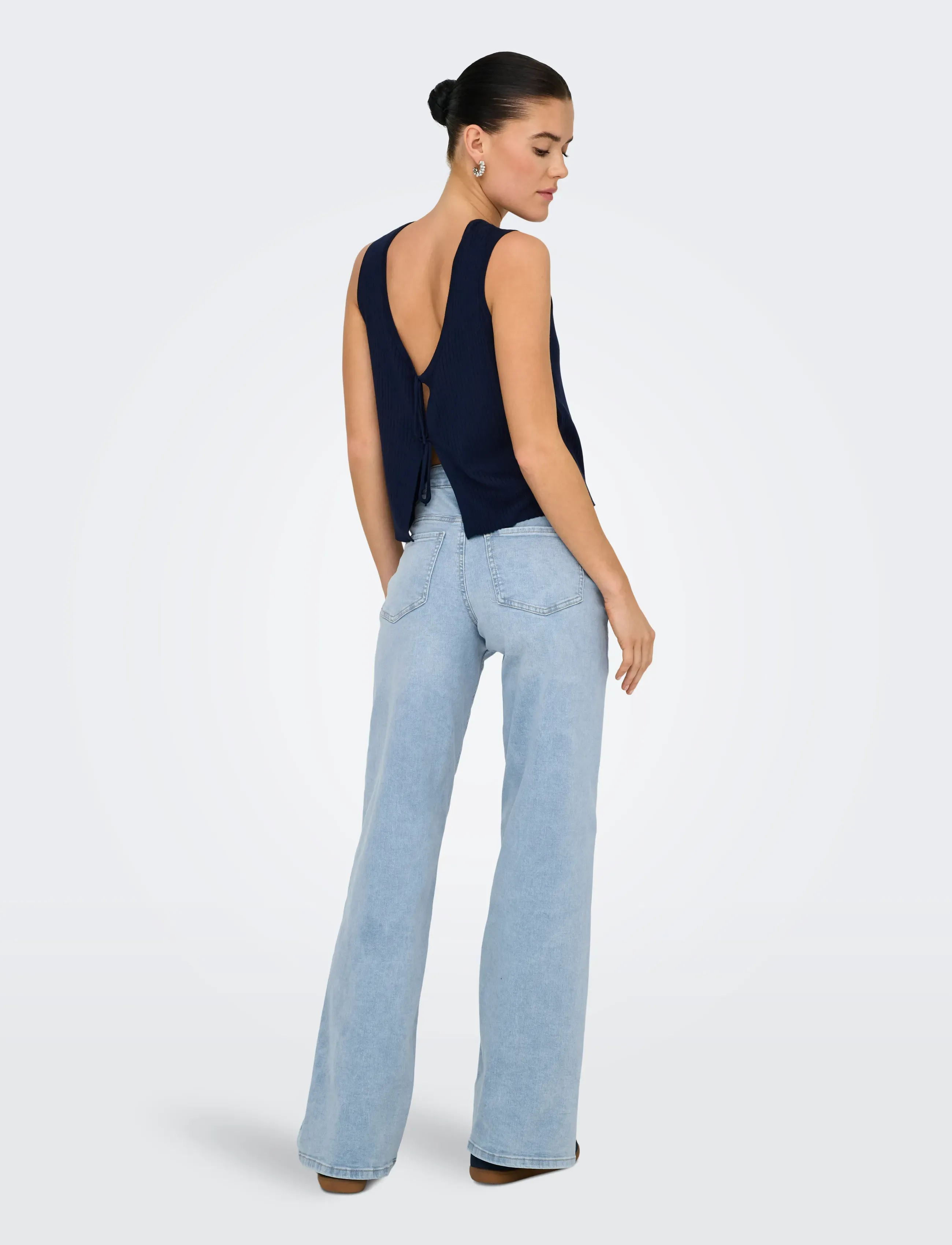 JDY - JDYFELINA-FINA HW WIDE JNS LBD DNM NOOS - pantalons larges - light blue denim - 3