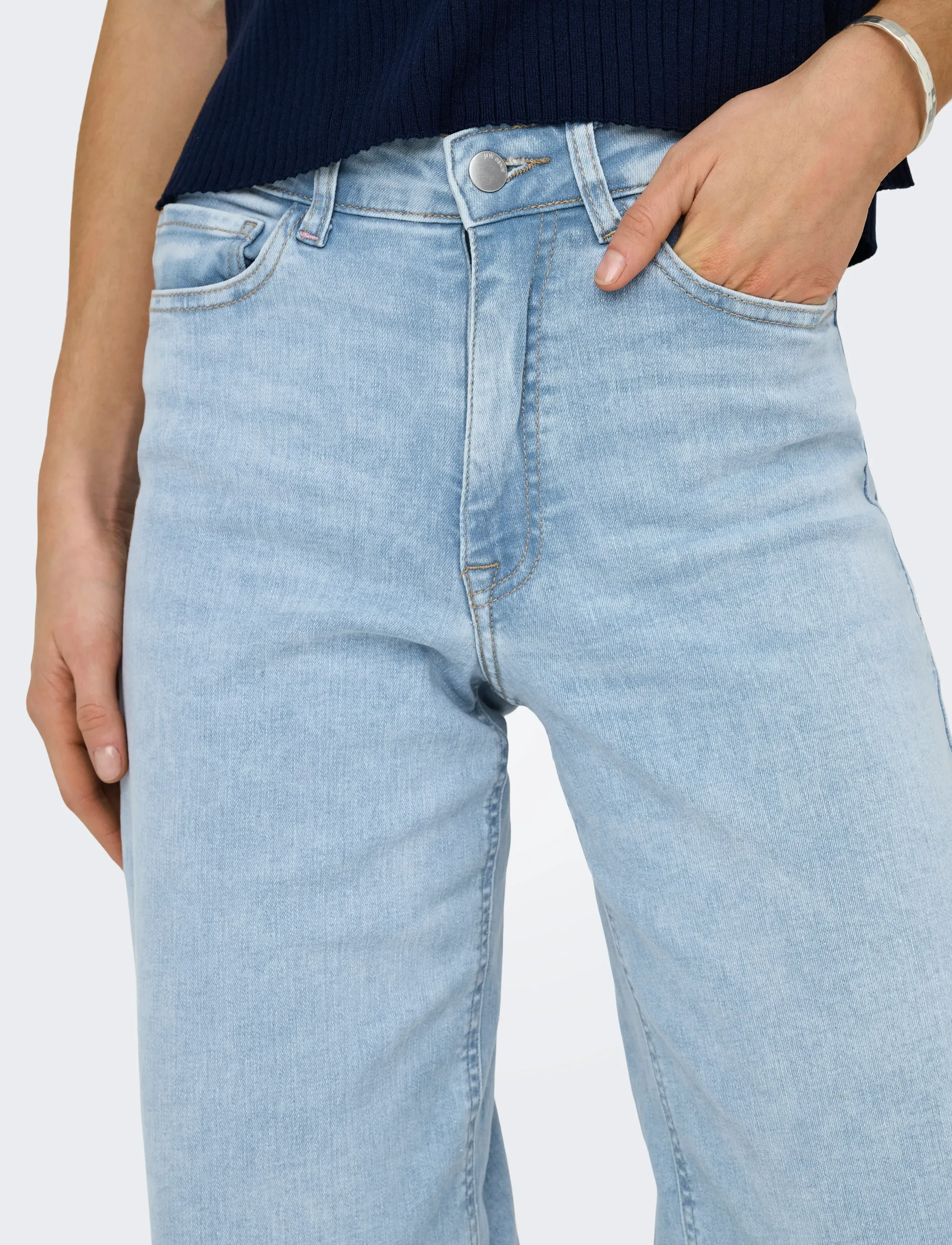 JDY - JDYFELINA-FINA HW WIDE JNS LBD DNM NOOS - pantalons larges - light blue denim - 4