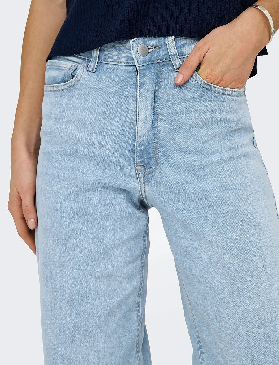 JDY - JDYFELINA-FINA HW WIDE JNS LBD DNM NOOS - jeans met wijde pijpen - light blue denim - 4