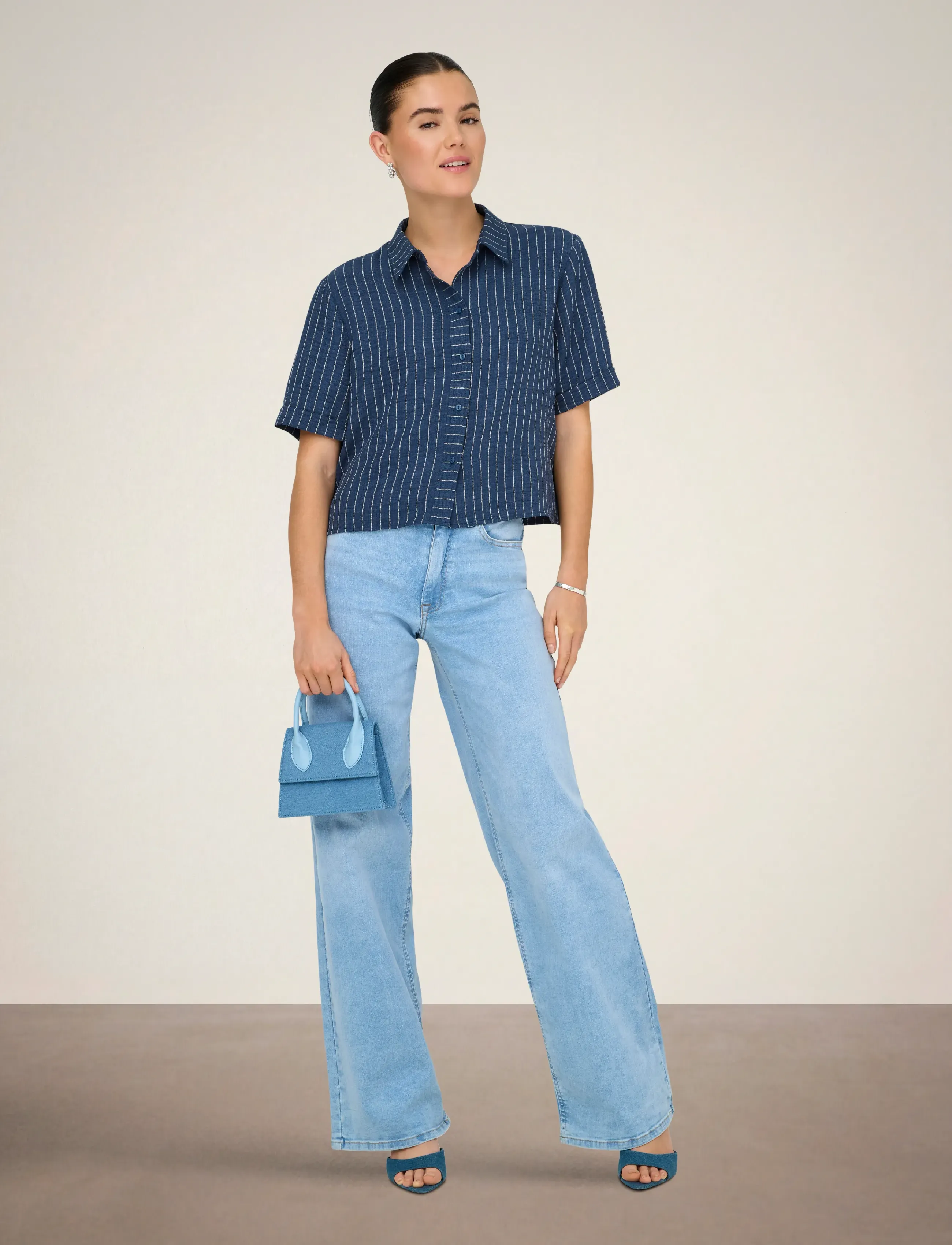 JDY - JDYPOWER S/S SHORT SHIRT WVN NOOS - kortærmede skjorter - insignia blue - 4