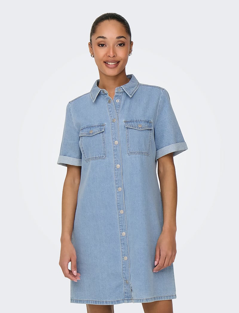 JDY - JDYESMEE SS BUTTON DRESS DNM - skjortekjoler - light blue denim - 0