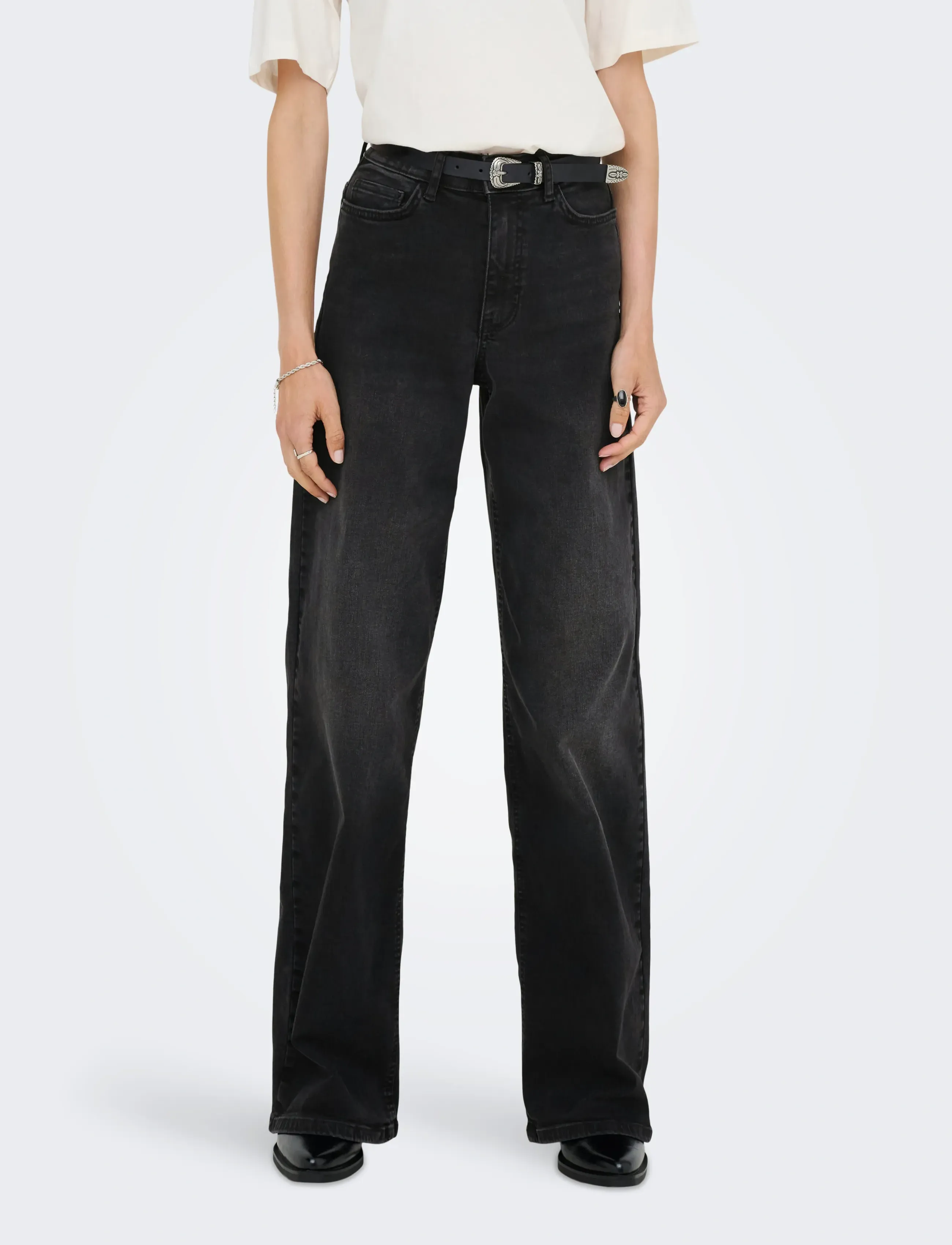 JDY Jdyfelina-Fina Hw Wide Blk Jeansdnm Noos jeans dam – bild 5
