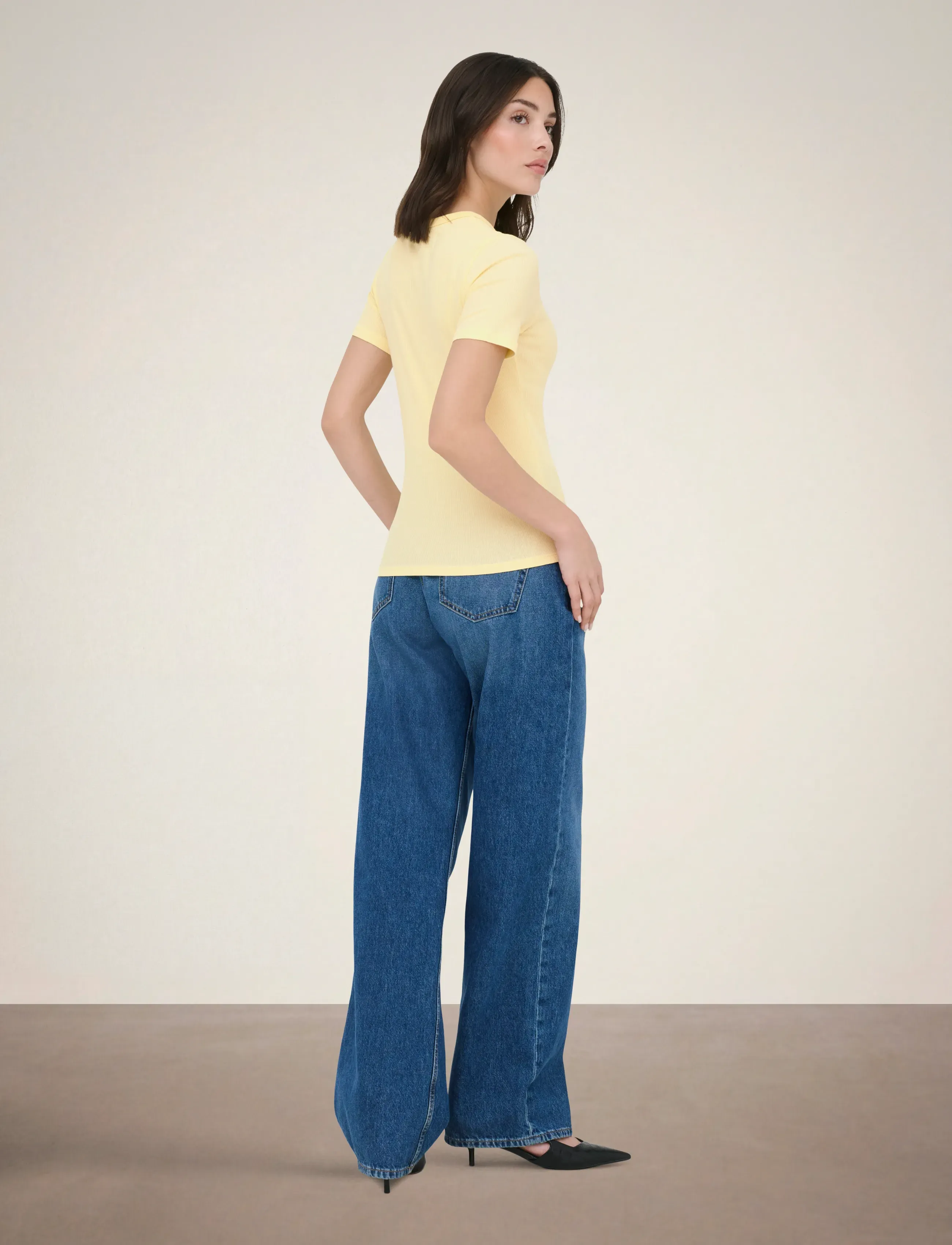 JDY - JDYLUCKY S/S O NECK TOP JRS NOOS - t-shirts - pastel yellow - 3