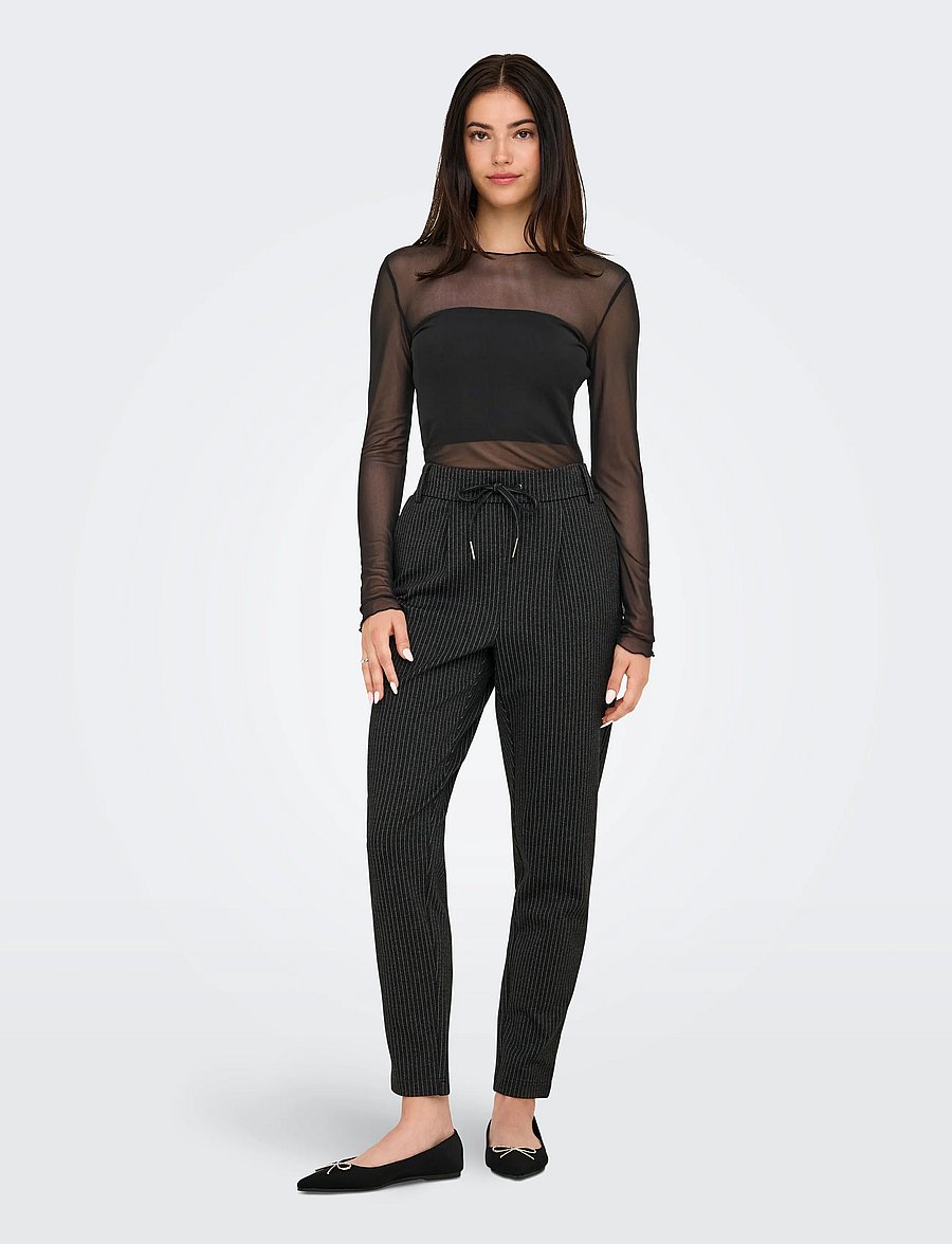 JDY - JDYELSA NEW LIFE L/S O NECK TOP JRS NOOS - black - 4