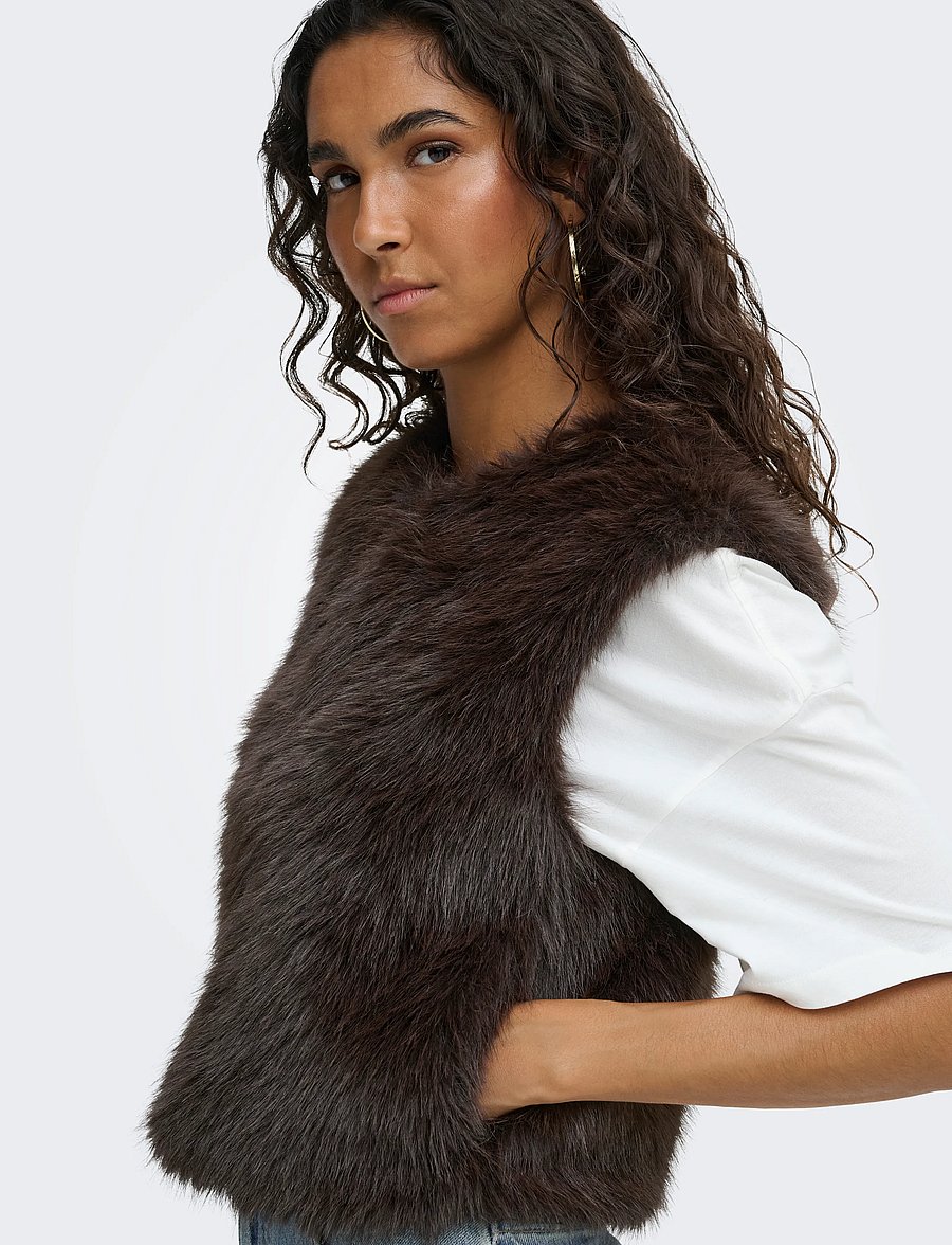 JDY - JDYORA FAUX FUR WAISTCOAT OTW QIQ NOOS - teddy-vestid - chocolate torte - 5