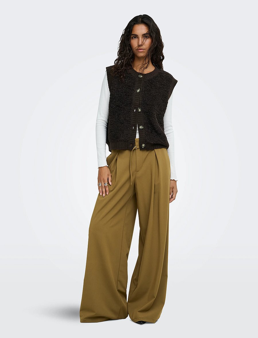 JDY - JDYEIRA LIFE S/L ON BUTTON VEST KNT NOOS - strikveste - chocolate torte - 4