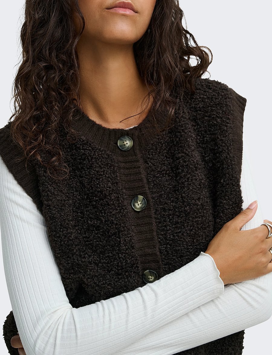 JDY - JDYEIRA LIFE S/L ON BUTTON VEST KNT NOOS - strikveste - chocolate torte - 5