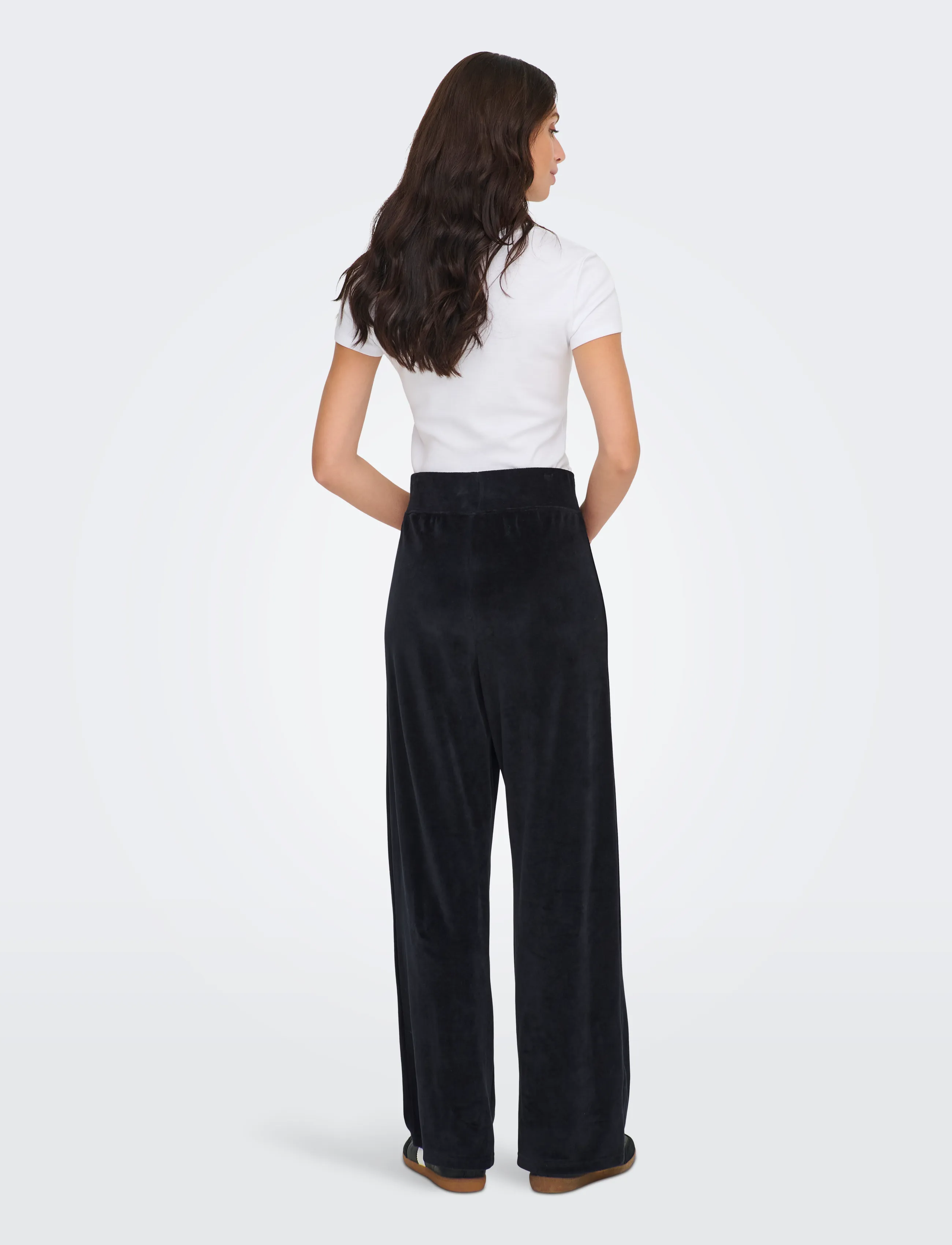 JDY - JDYVIDA VELVET PANT JRS DIA - bukser med brede ben - black - 3