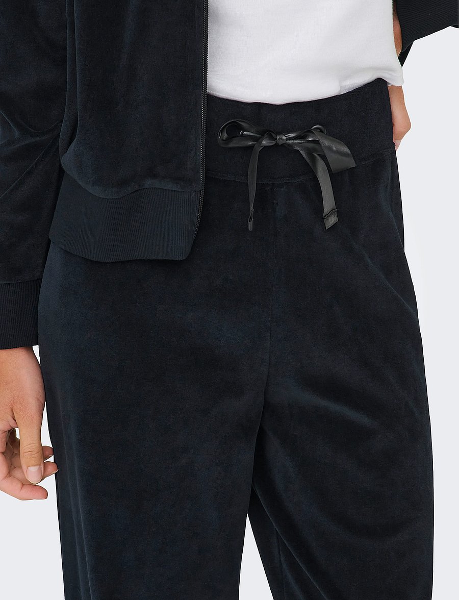 JDY - JDYVIDA VELVET PANT JRS DIA - bukser med brede ben - black - 5