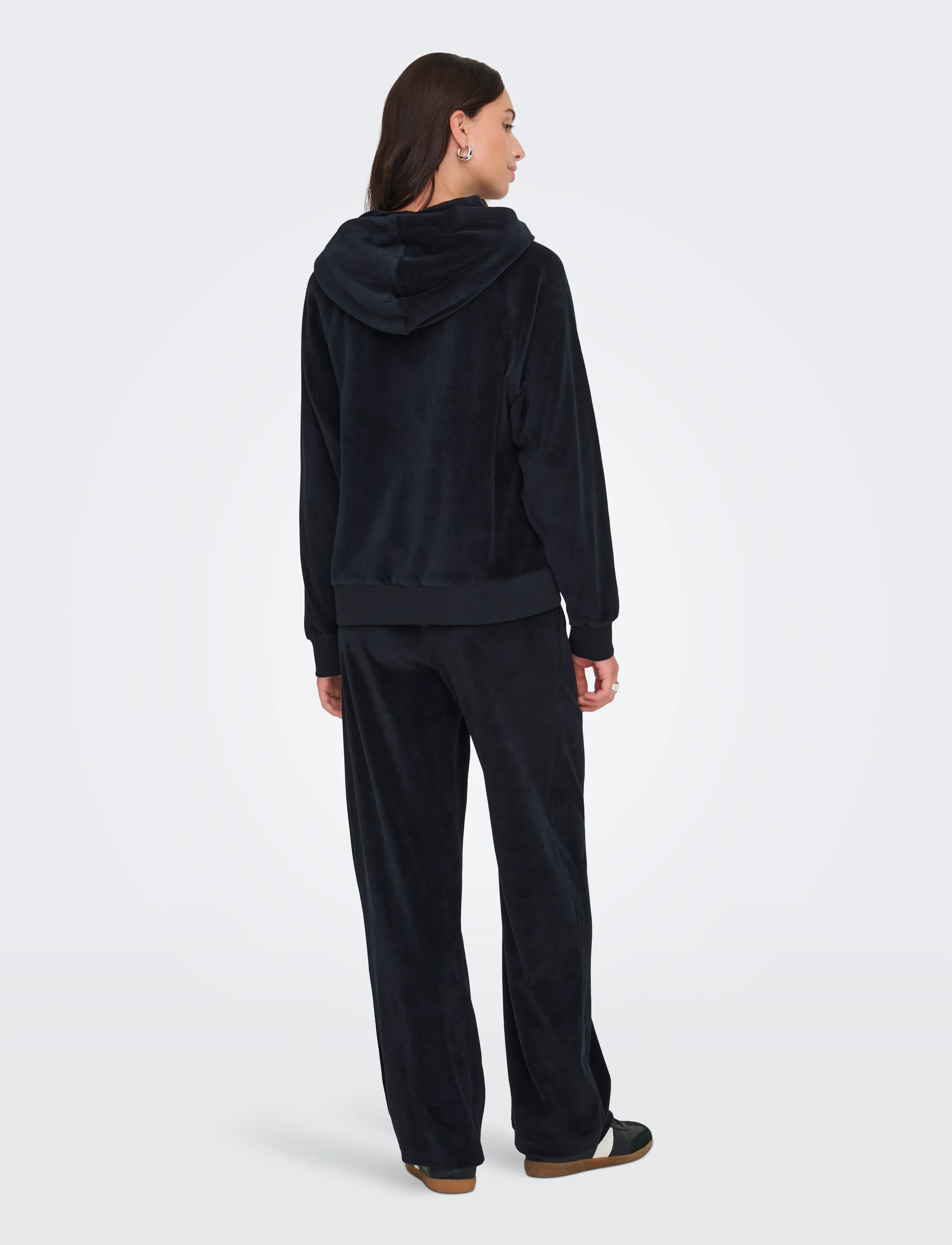 JDY - JDYVIDA L/S VELVET HOODIE TOP JRS DIA - kapuzenpullover - black - 3