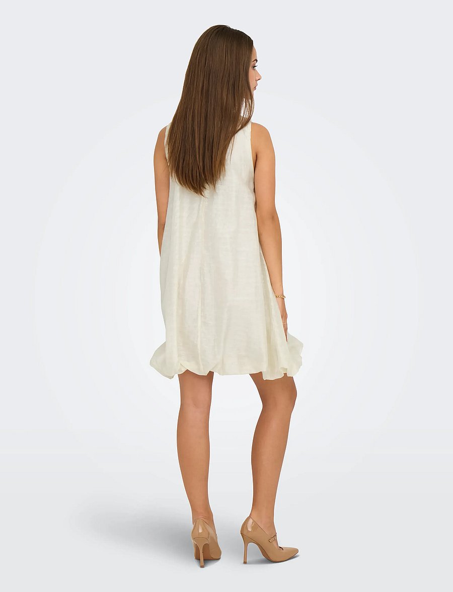 JDY - JDYLUCCA S/L BUBBLEHEM DRESS WVN EXP - kurze kleider - birch - 3