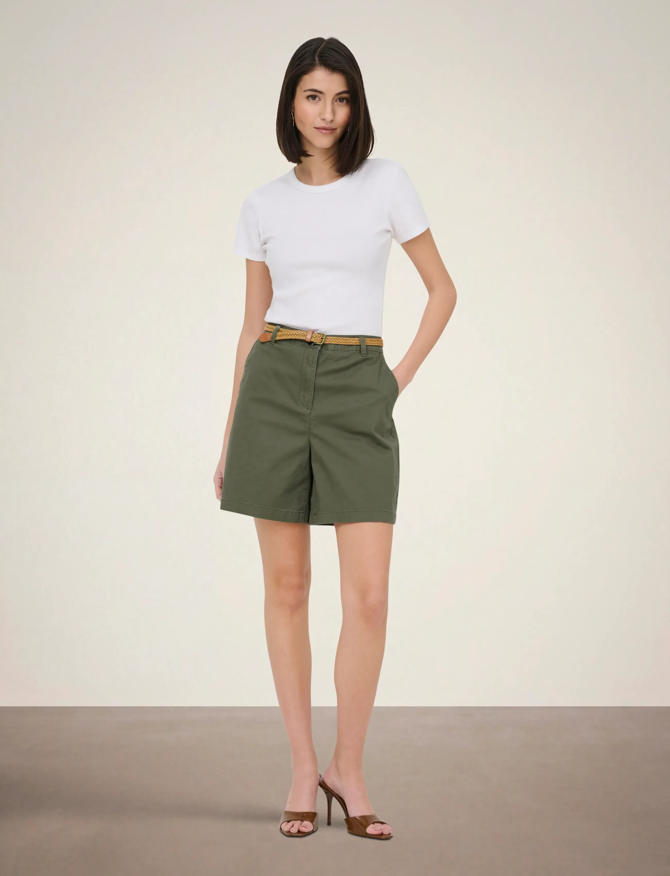 JDY - JDYCHICAGO MW BERMUDA SHORTS WVN NOOS - bermudashorts - kalamata - 4