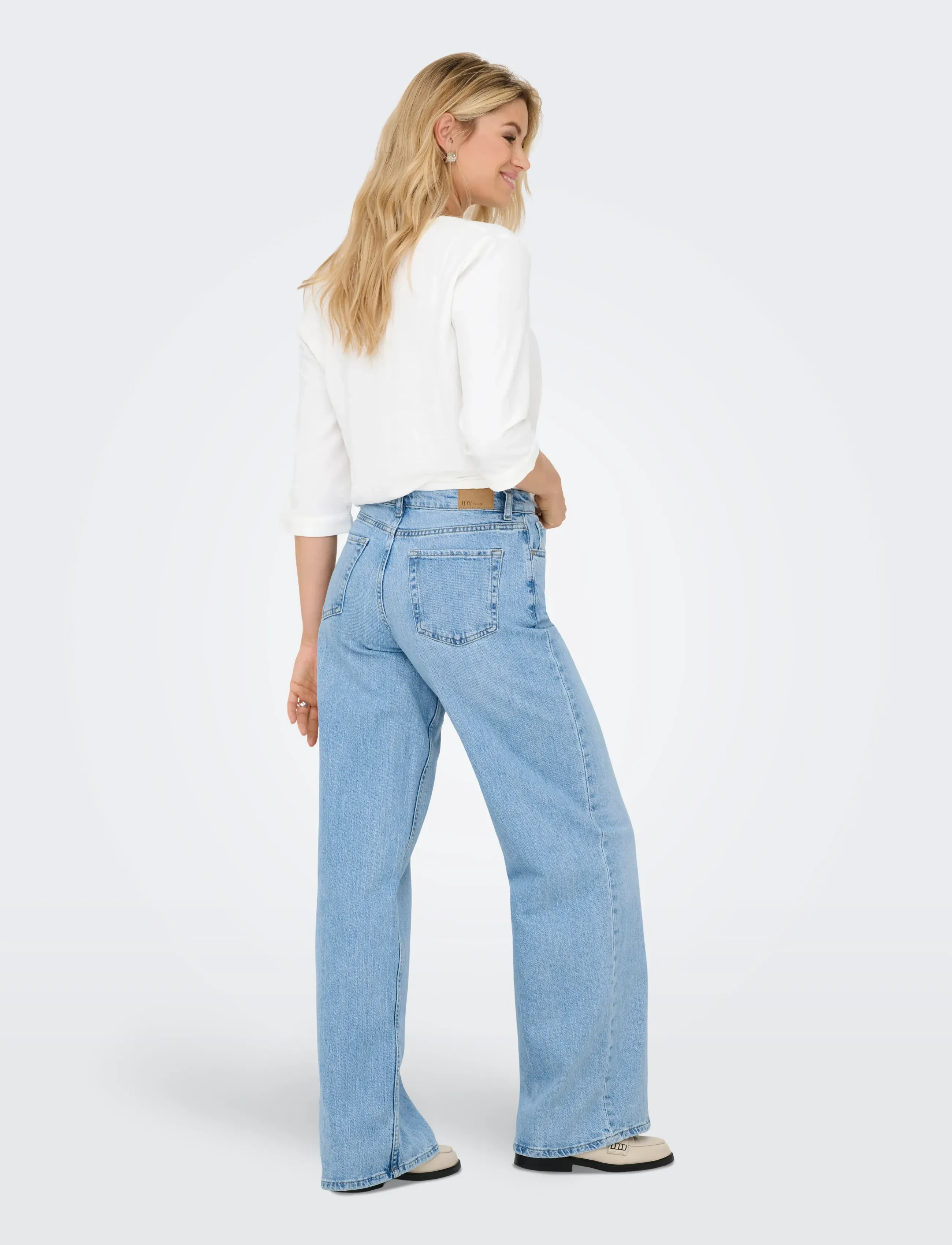 JDY - JDYRUBY MW WID LB 1012 DNM NOOS - brede jeans - light blue denim - 3