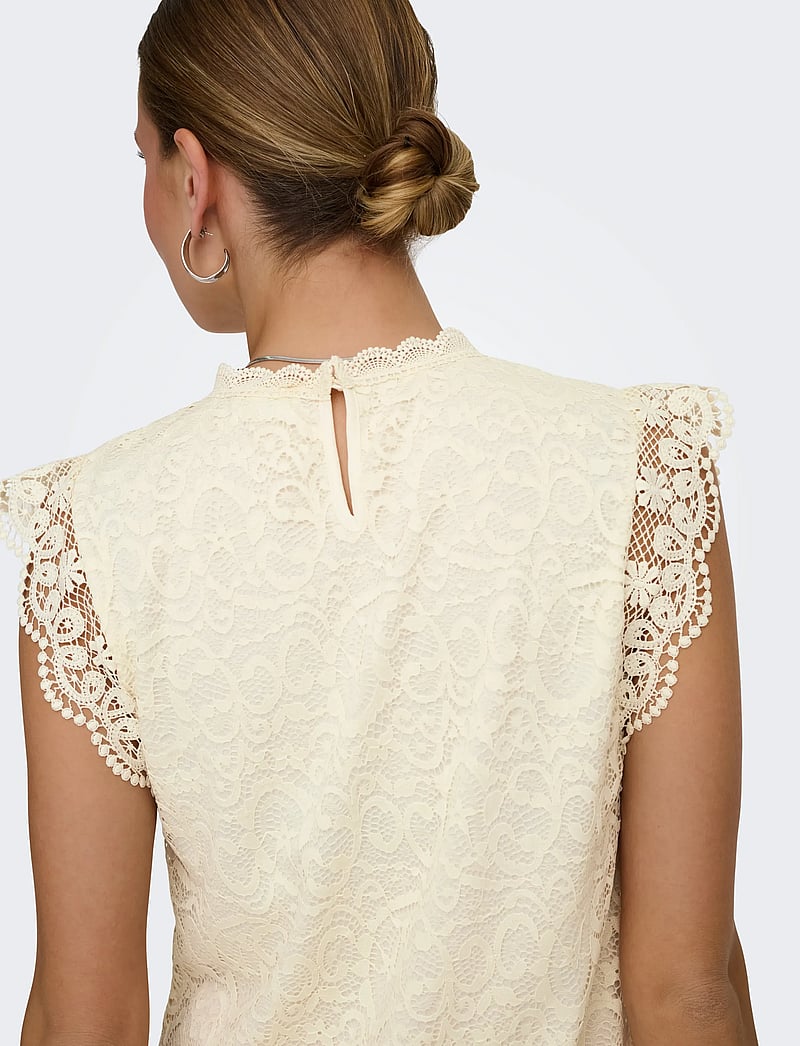 JDY - JDYLOTAS S/L LACE TOP JRS NOOS - Ärmellose blusen - cloud dancer - 5
