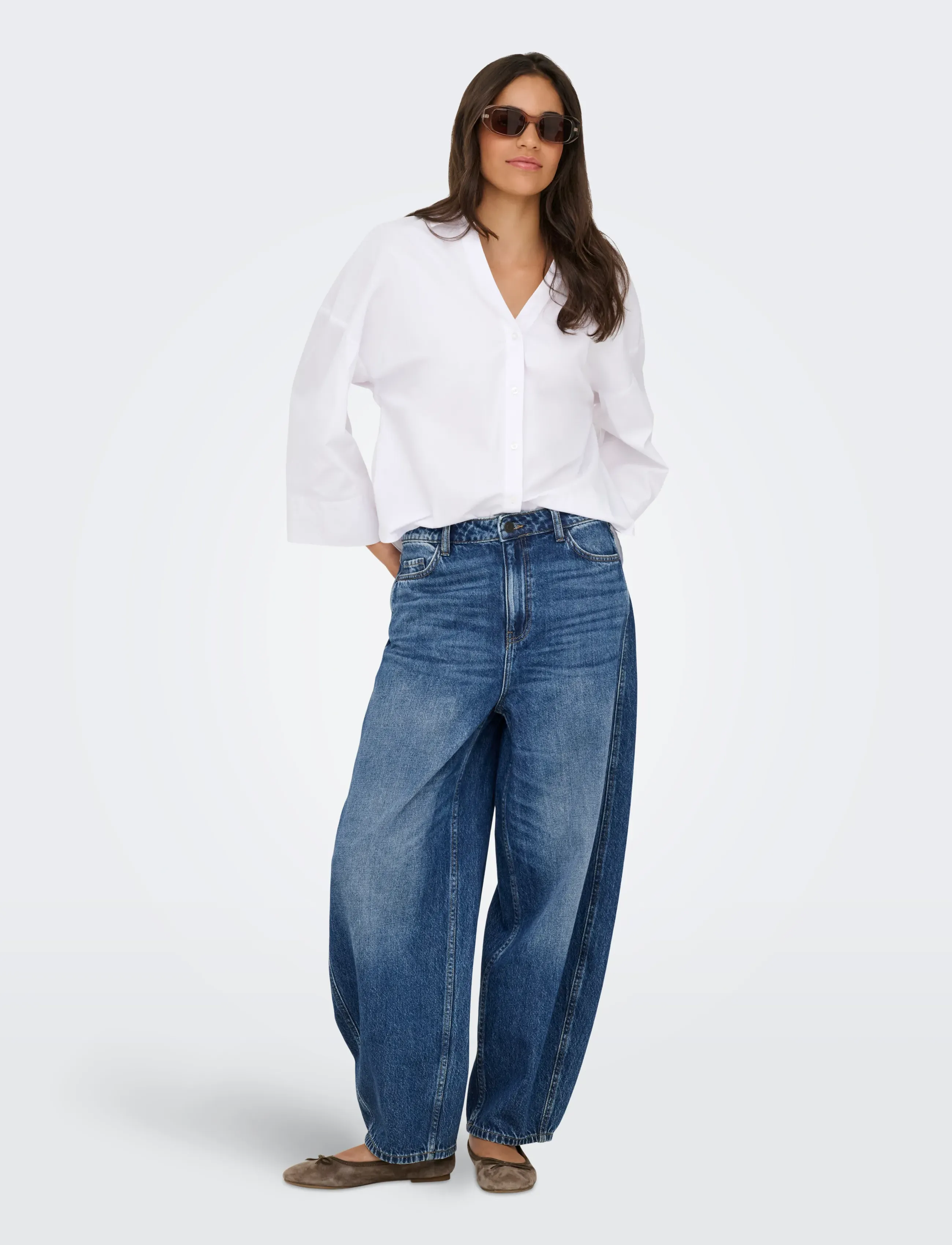 JDY JDYSUSIE MW BARREL MB 1013 JNSDNM NOOS - Vaatteet - MEDIUM BLUE DENIM / blue
