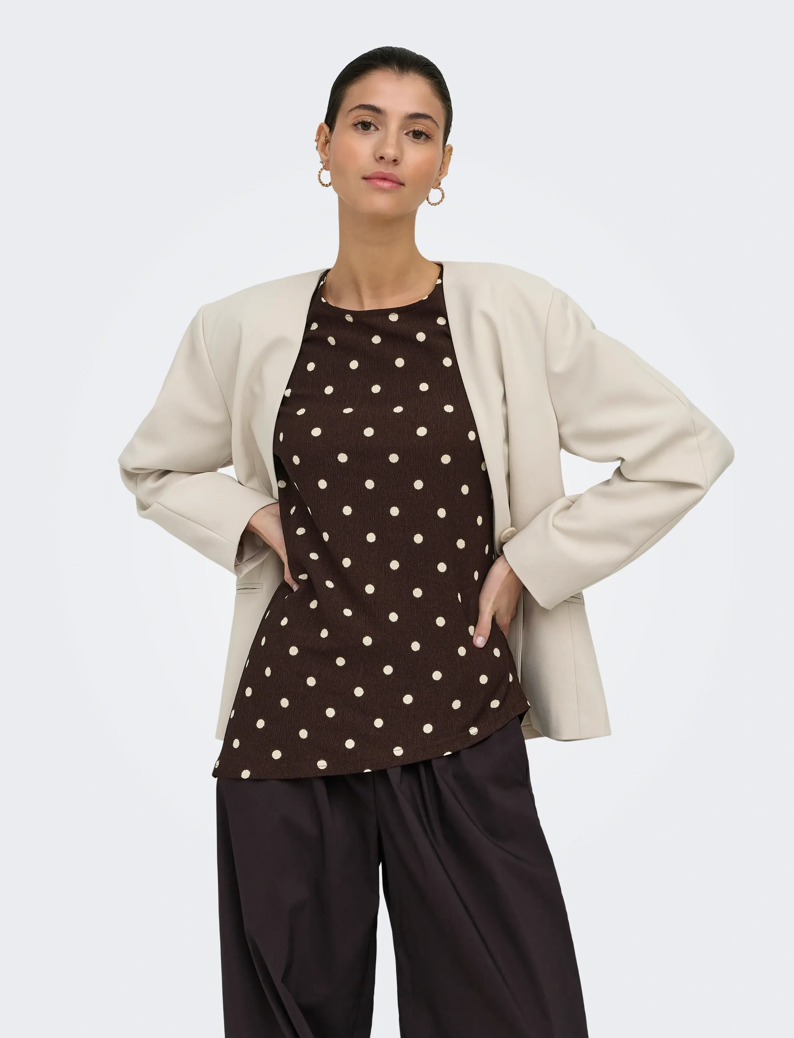 JDY JDYDEBBIE S/S ASYMMETRICAL TOP JRS DIA - T-Shirts & Tops - COFFEE BEAN / brown