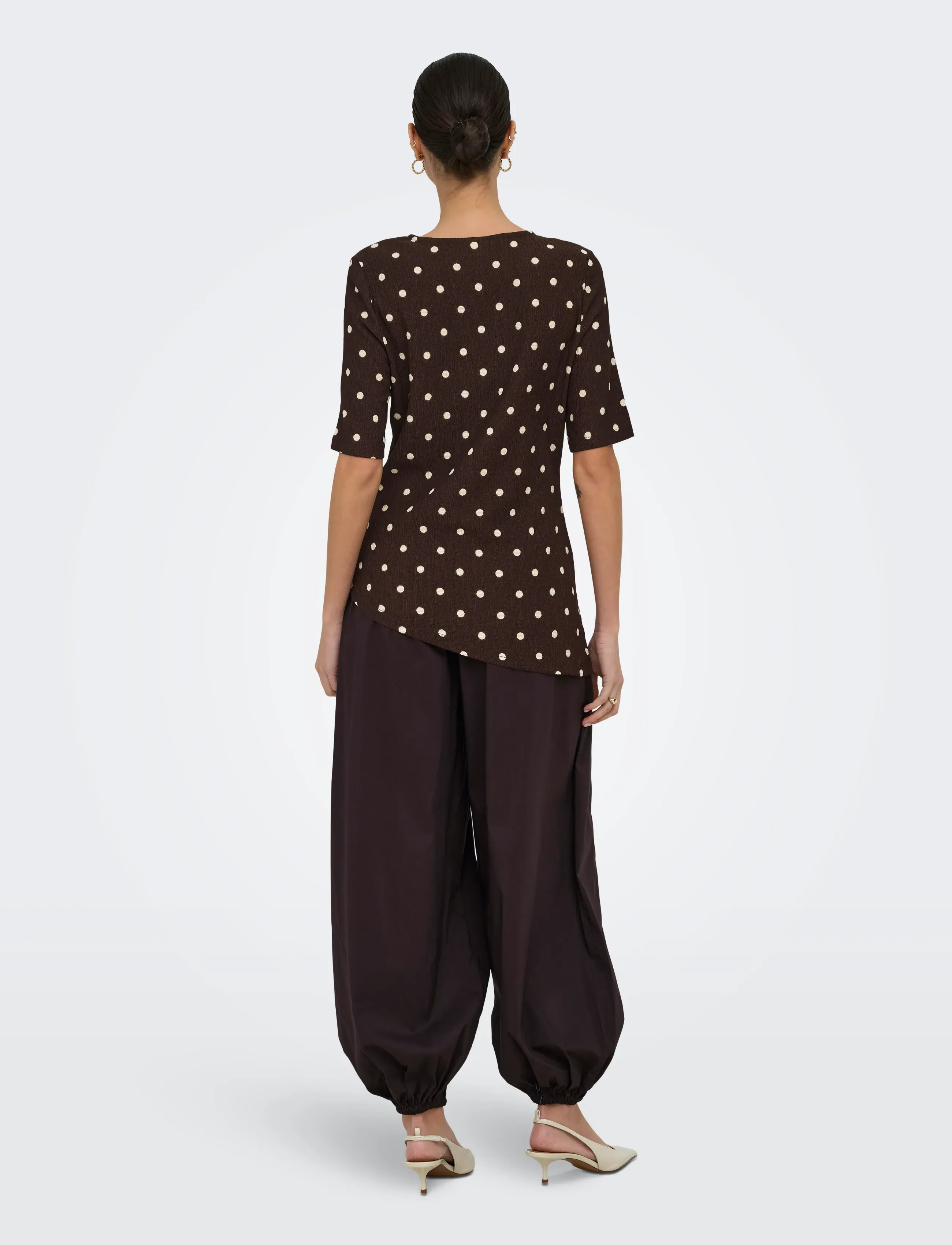 JDY - JDYDEBBIE S/S ASYMMETRICAL TOP JRS DIA - t-shirts - coffee bean - 3