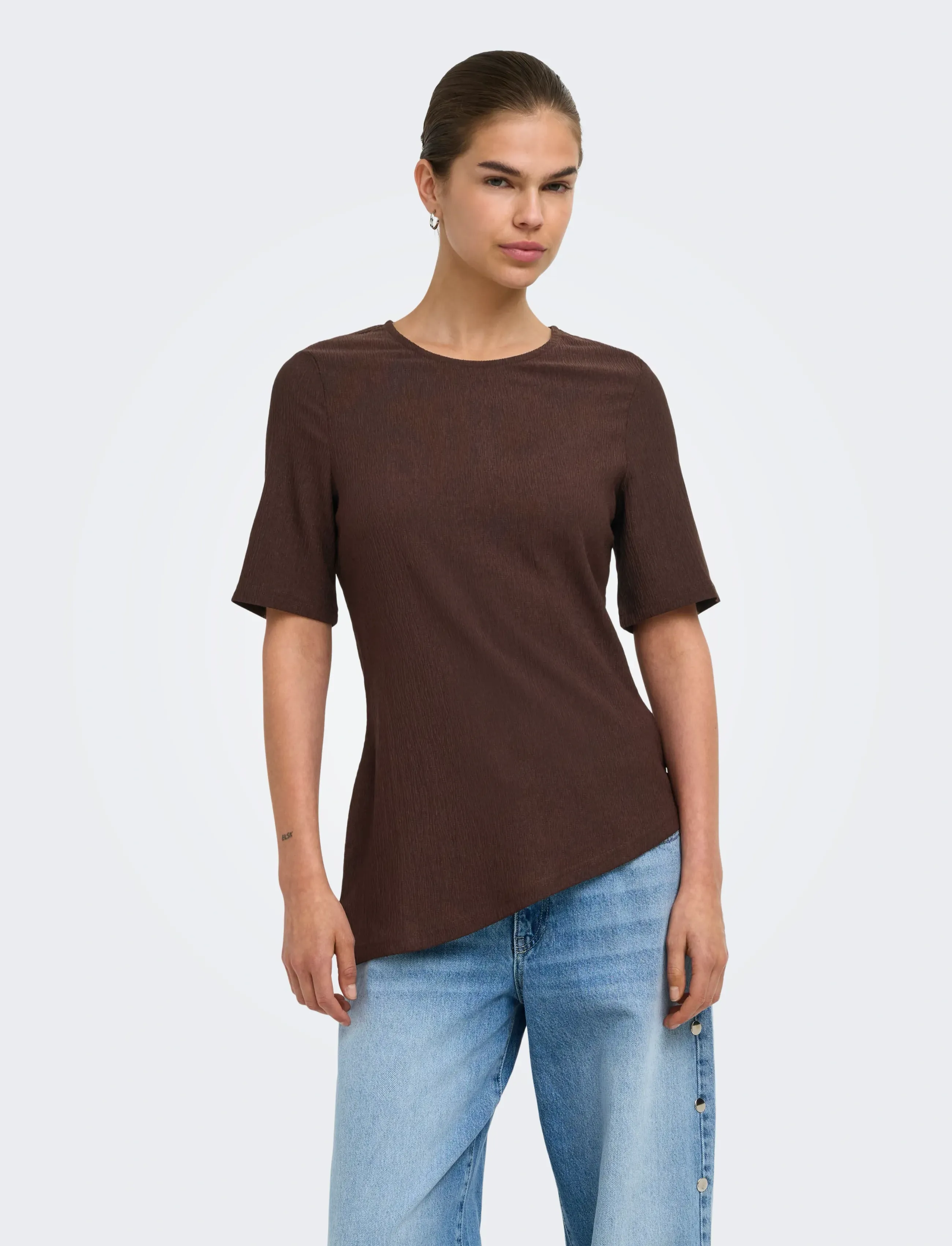 JDY JDYDEBBIE S/S ASYMMETRICAL TOP JRS DIA - T-shirts & Toppar - COFFEE BEAN / brown