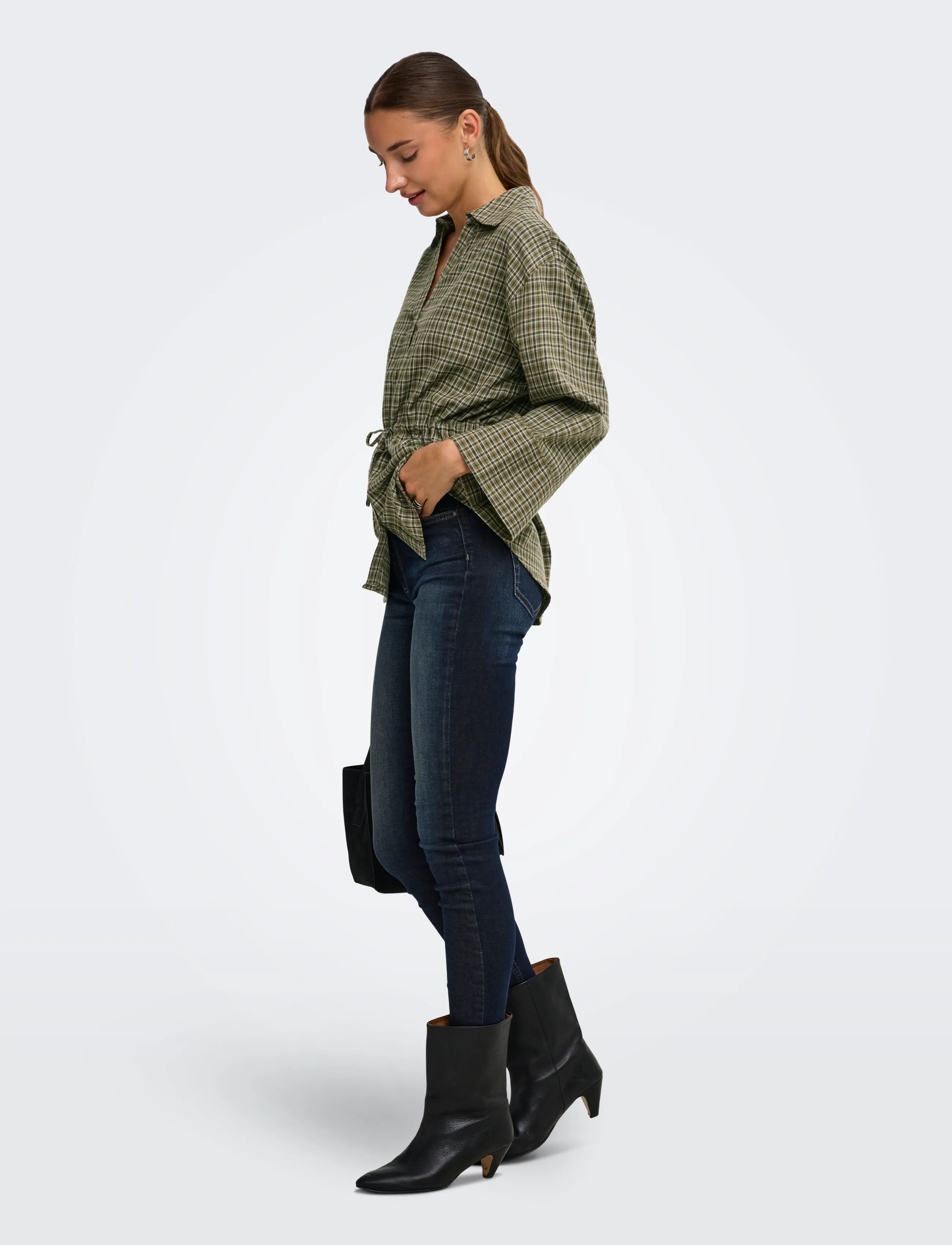 JDY - JDYRIKKA 7/8 TUNNEL SHIRT WVN - långärmade skjortor - dark olive - 4