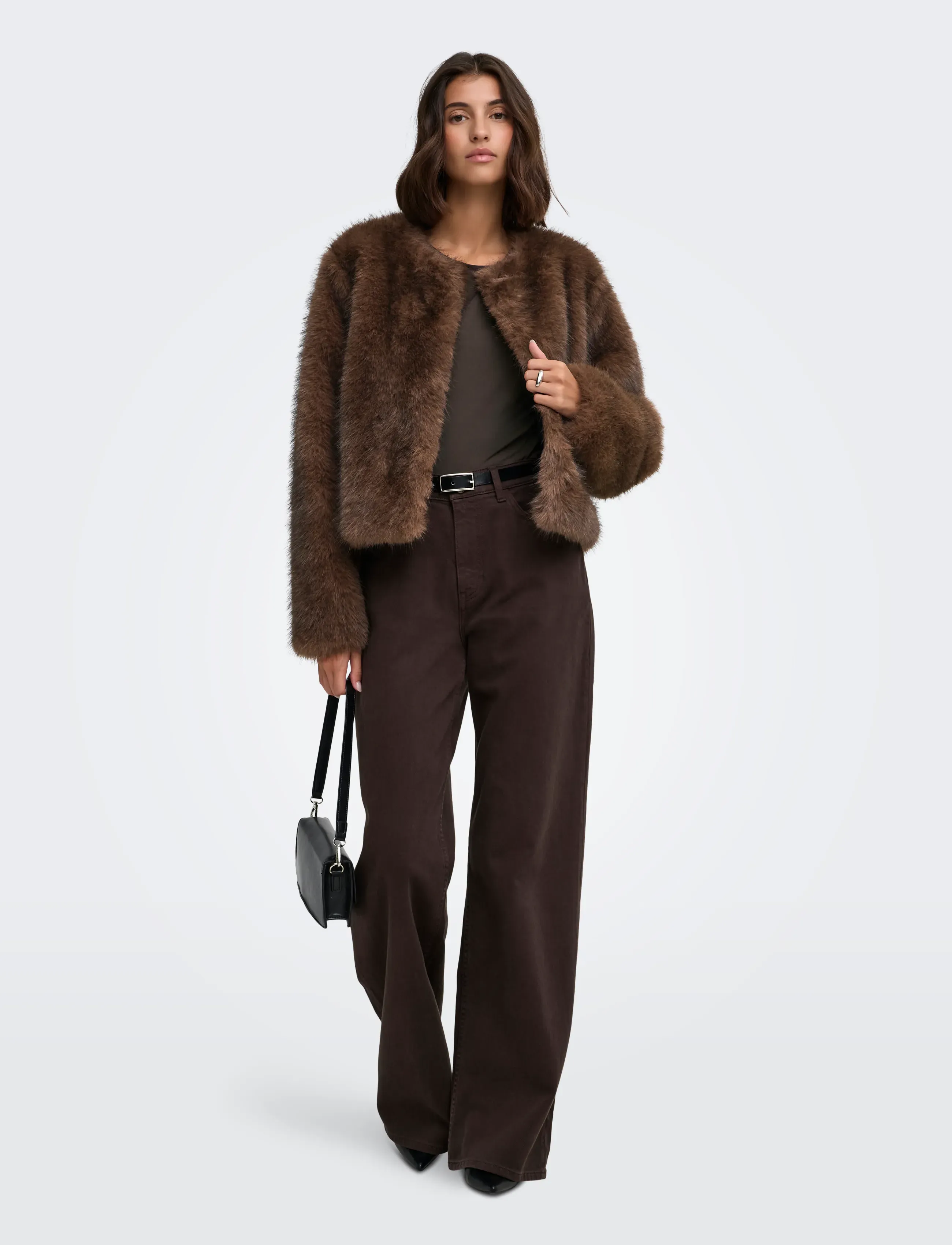 JDY - JDYAMY FAUX FUR SHORT JACKET OTW - fuskpäls - chocolate torte - 4