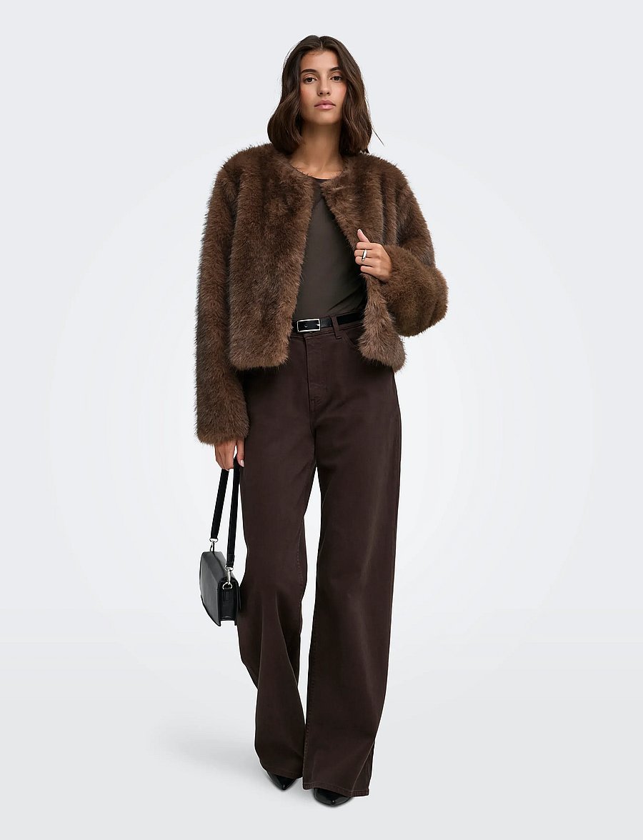 JDY - JDYAMY FAUX FUR SHORT JACKET OTW - fuskpäls - chocolate torte - 4