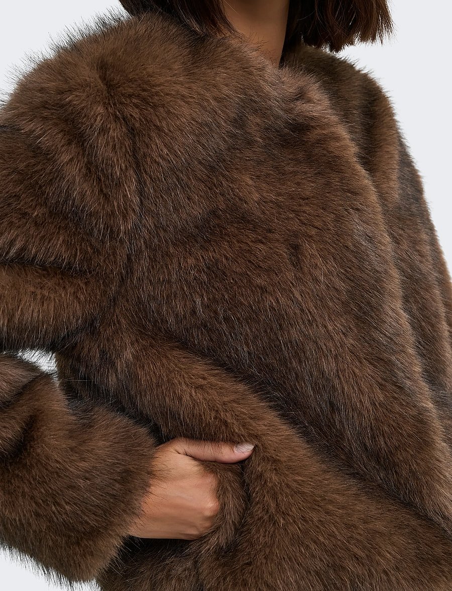 JDY - JDYAMY FAUX FUR SHORT JACKET OTW - fuskpäls - chocolate torte - 5