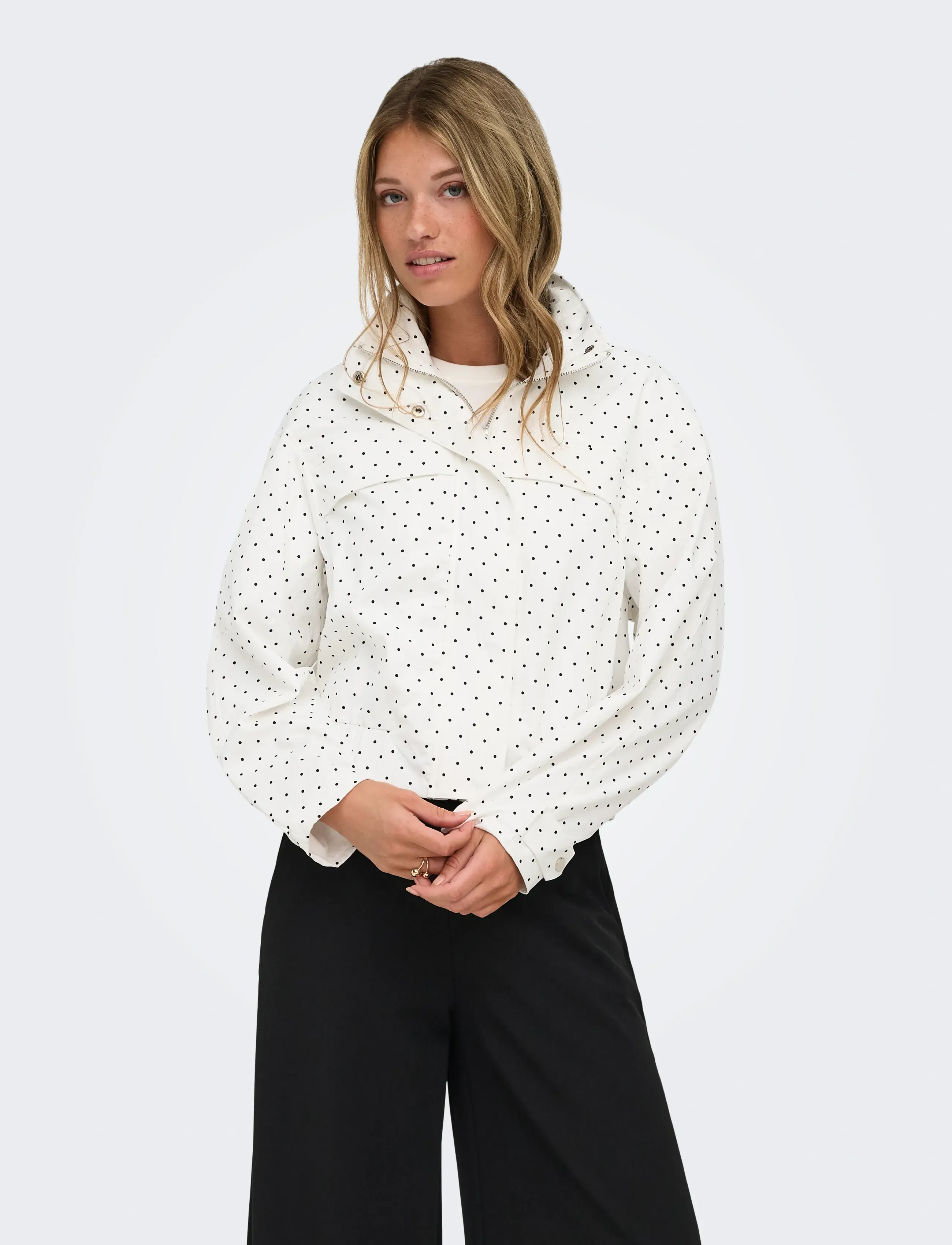 JDY JDYNAOMI L/S JACKET WVN EXP - Jackor - CLOUD DANCER / white