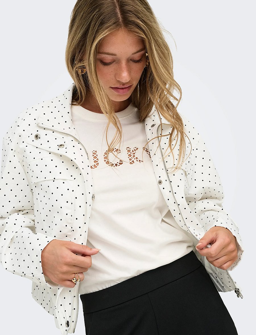 JDY - JDYNAOMI L/S JACKET WVN EXP - utilityjackor - cloud dancer - 5
