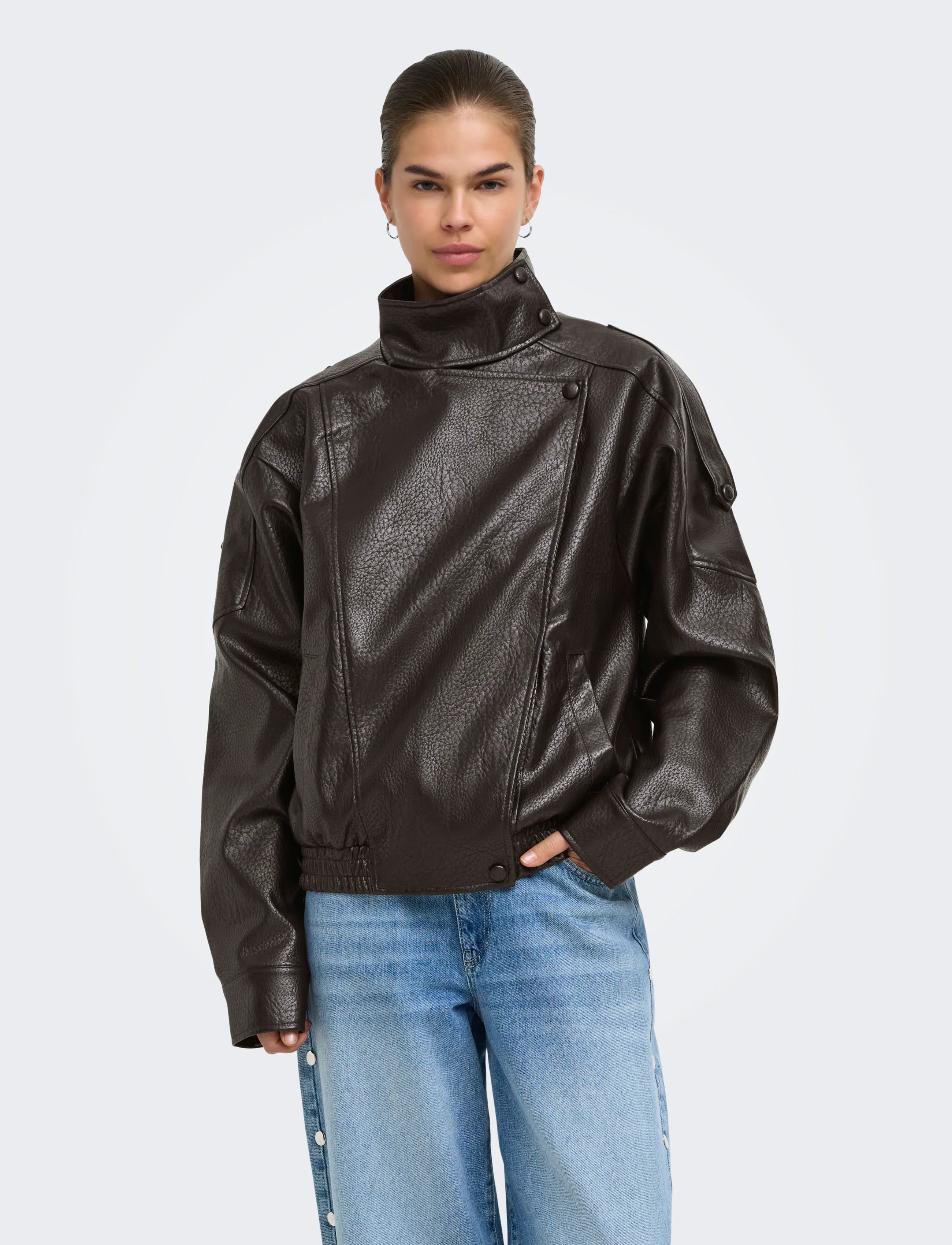 JDY JDYRAYE PU OVERSIZED BOMBER JACKET PNT - Bomberjakker - CHOCOLATE TORTE / brown