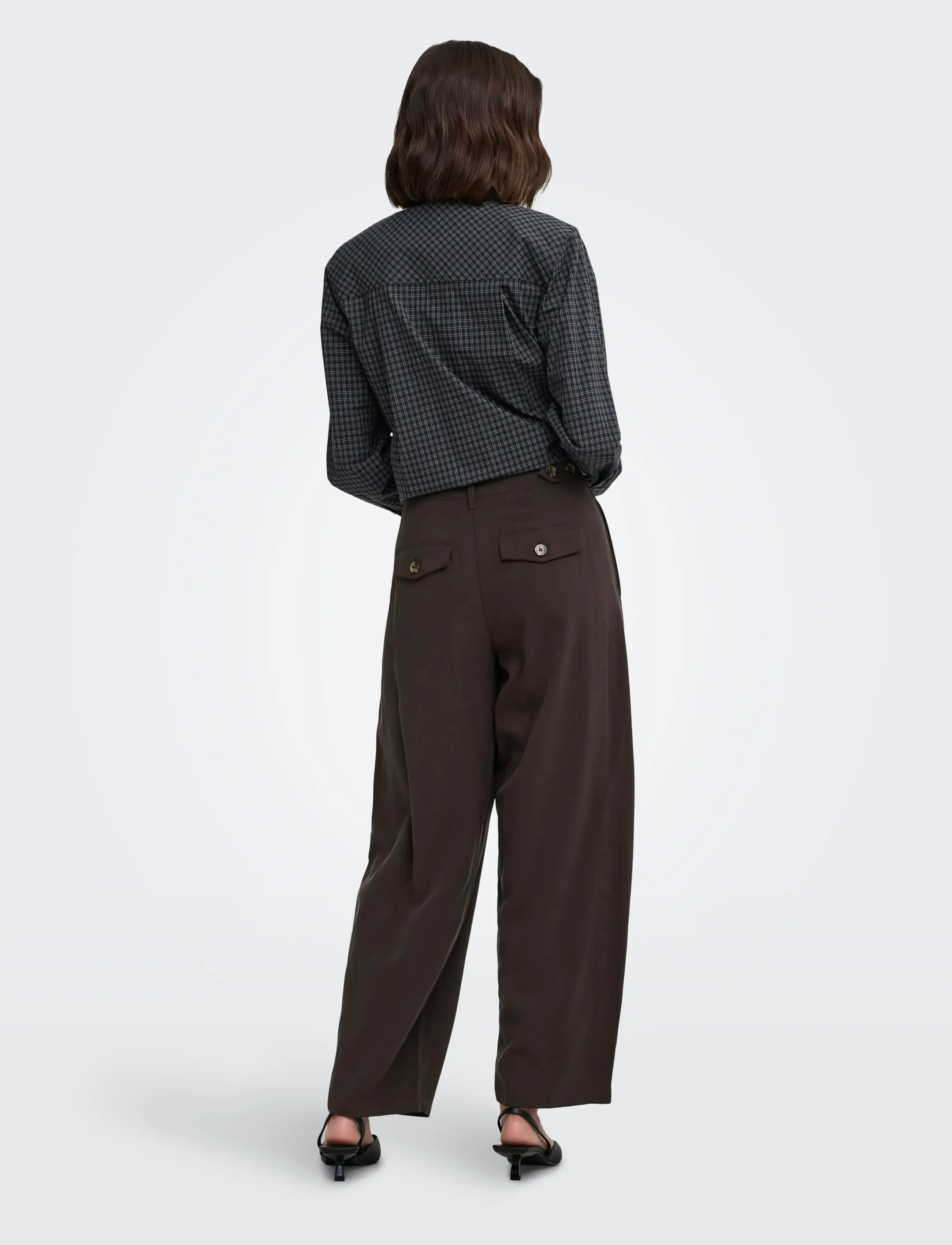 JDY - JDYMILENA HW BARREL PANT WVN - hosen mit geradem bein - chocolate plum - 3