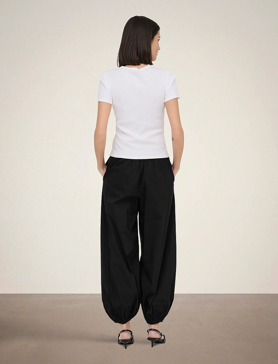 JDY - JDYFRANKIE MW BALLOON PANT WVN NOOS - hosen mit geradem bein - black - 3