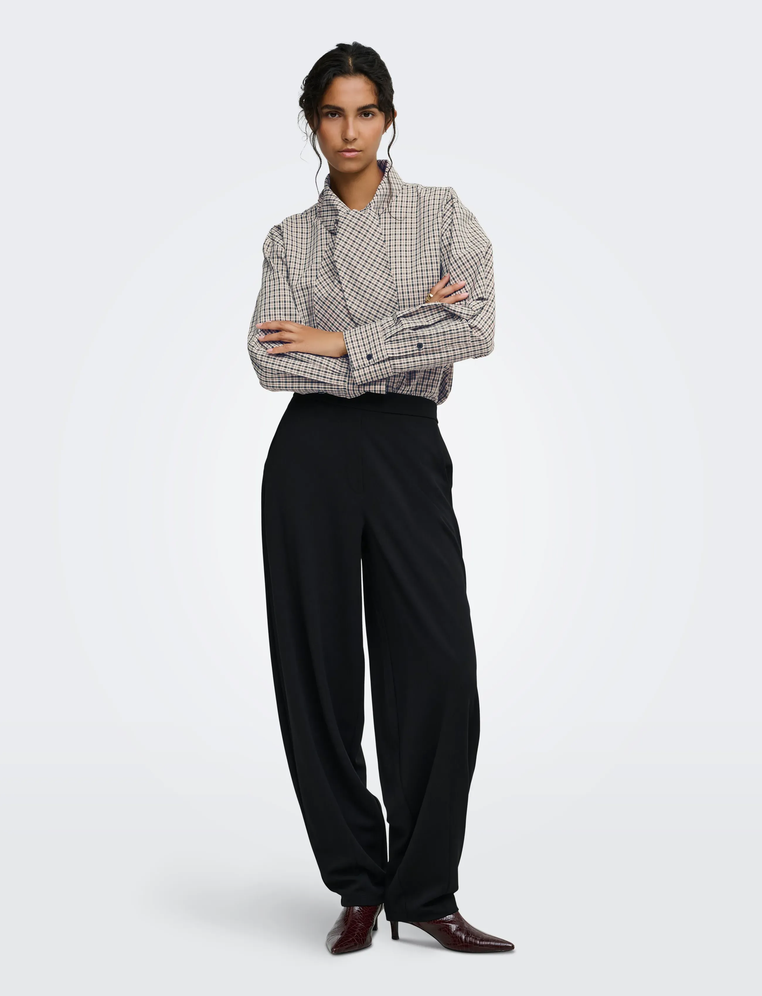 JDY - JDYVILDA L/S SCARF SHIRT WVN NOOS - langärmlige hemden - eggnog - 4