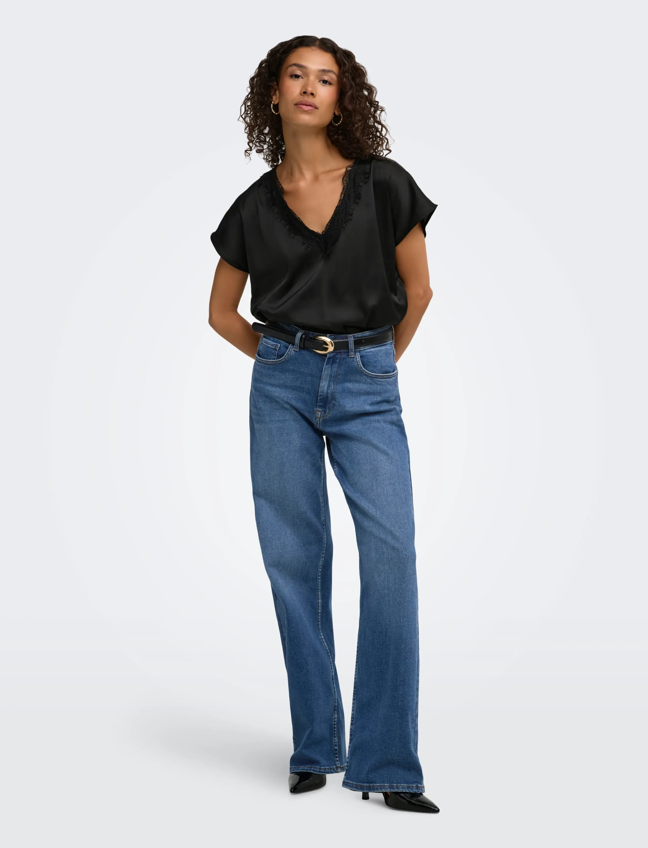 JDY - JDYFIFI S/S  V-NECK TOP  WVN - black - 4