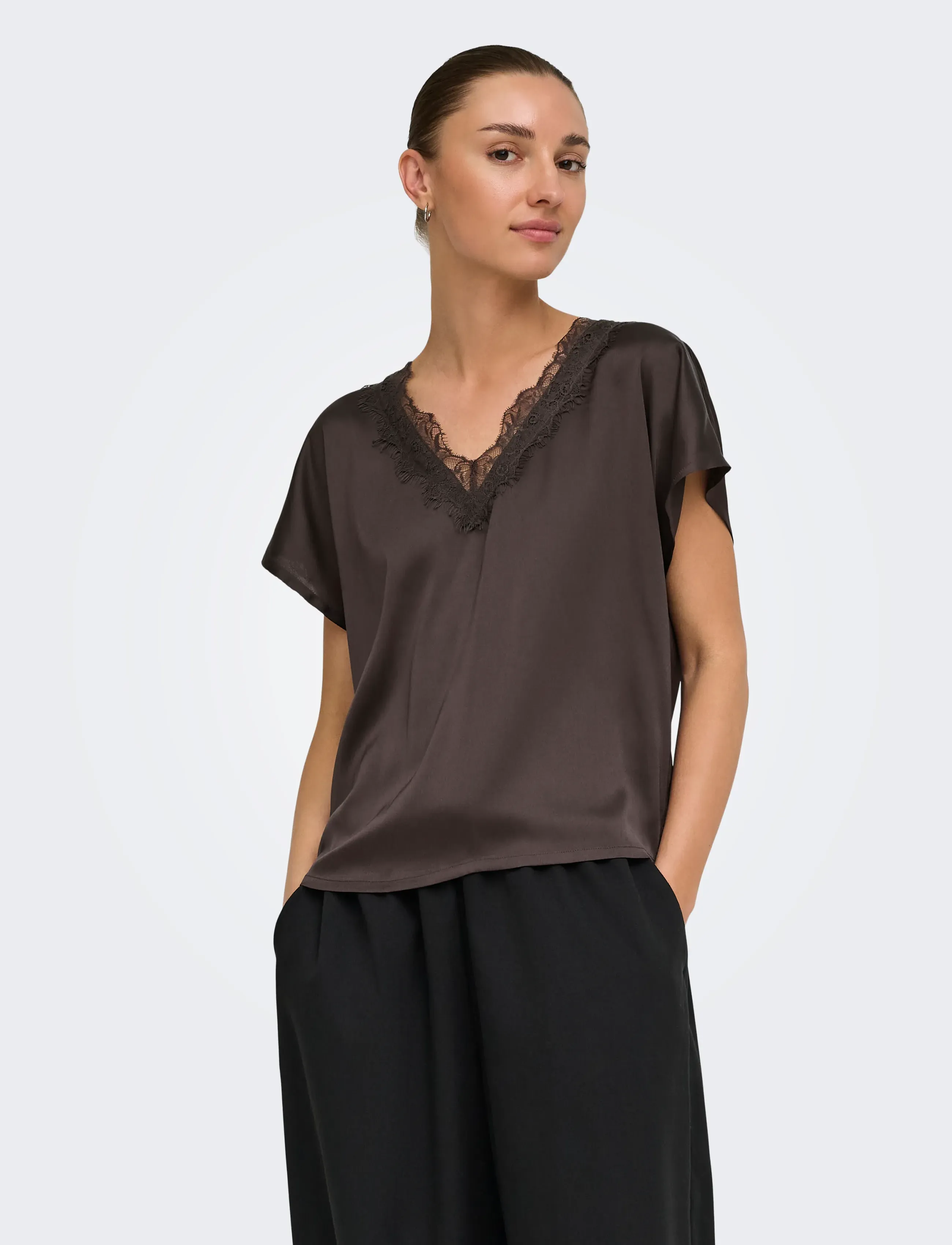 Jdyfifi S/S V-Neck Top Wvn