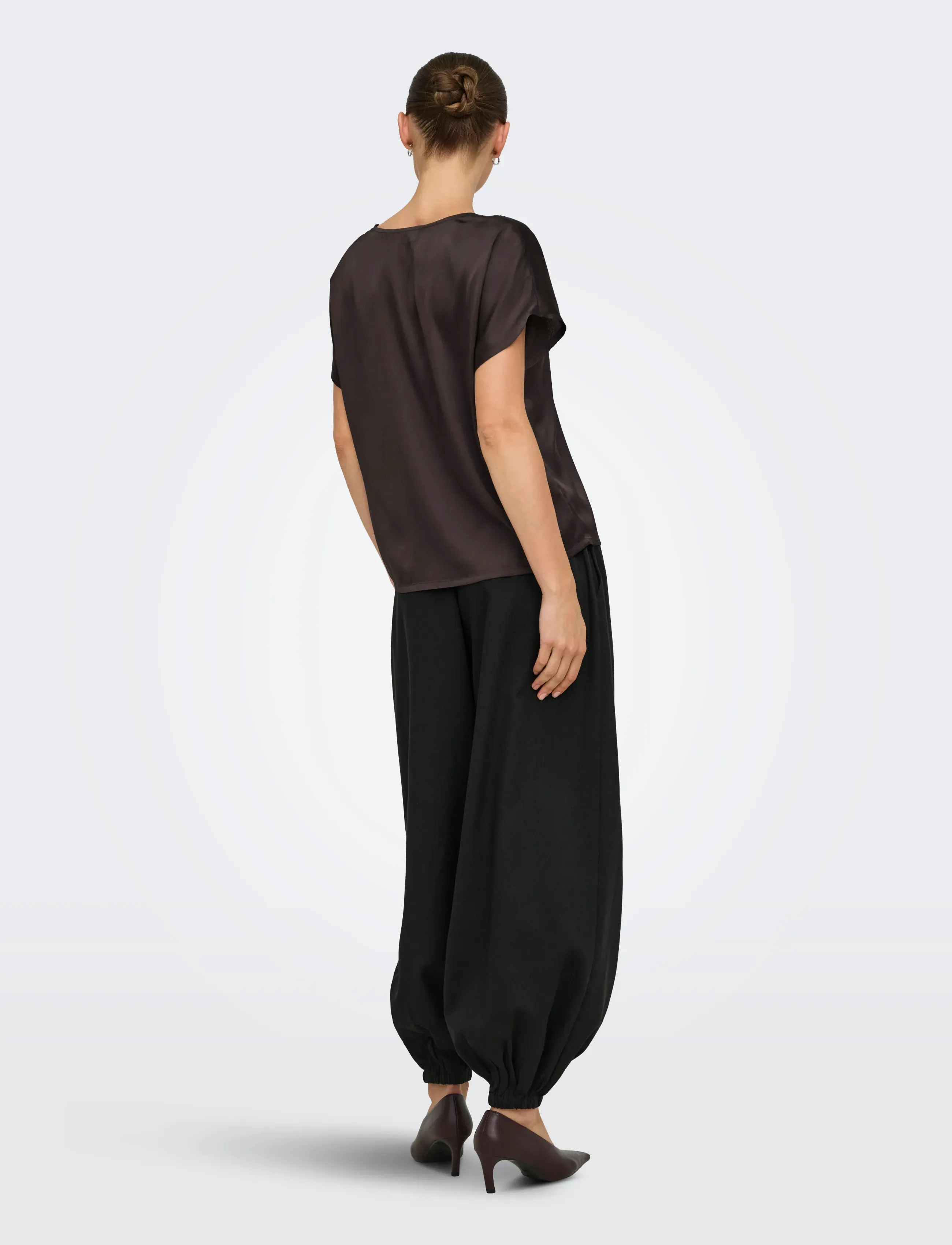 JDY - JDYFIFI S/S  V-NECK TOP  WVN - chocolate plum - 3