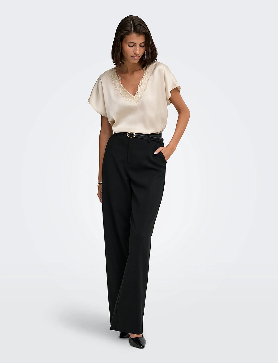 JDY - JDYFIFI S/S V-NECK TOP WVN - pumice stone - 4