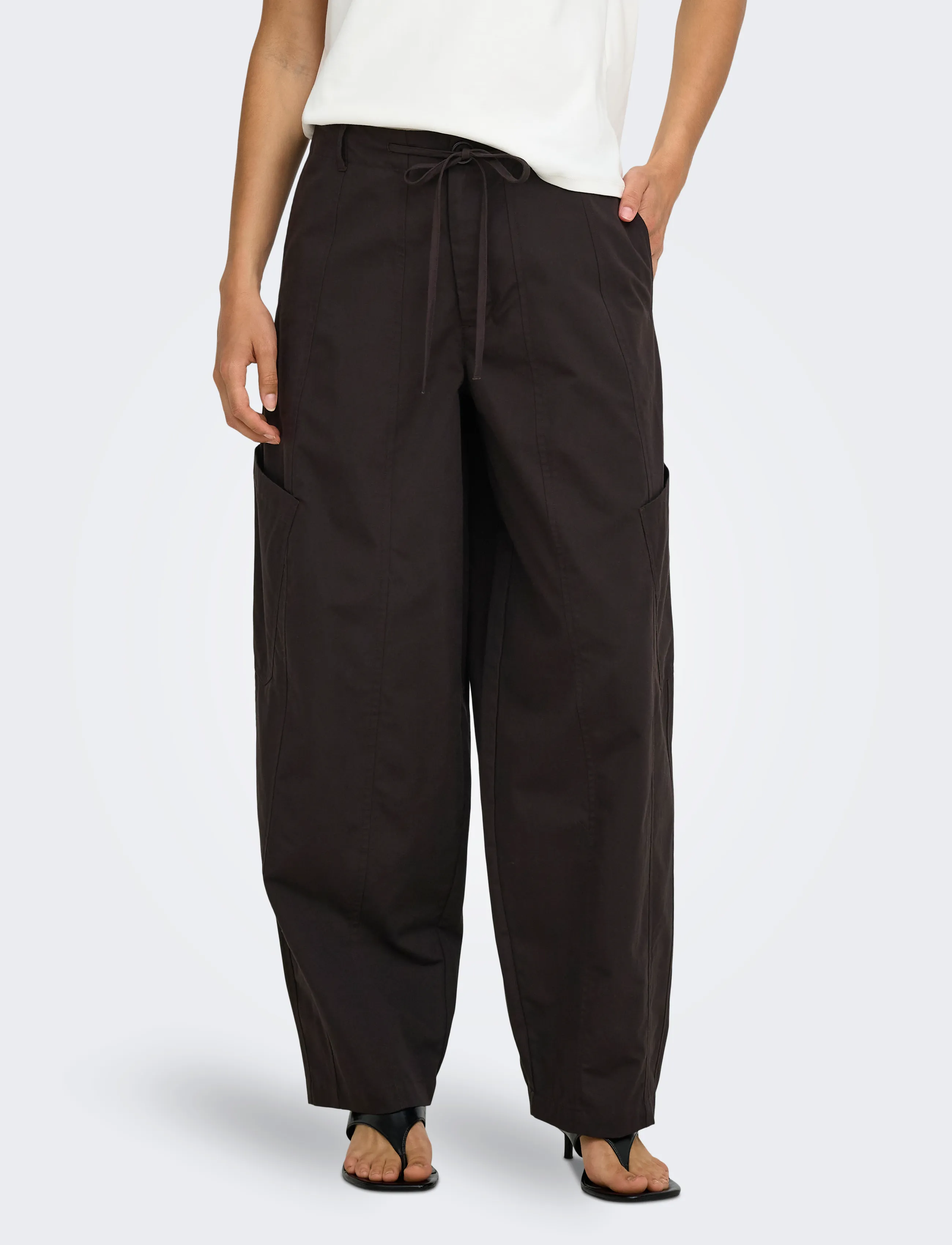 JDY JDYGEO MW CARGO PANTS WVN EXP NOOS - JDY - CHOCOLATE TORTE / brown