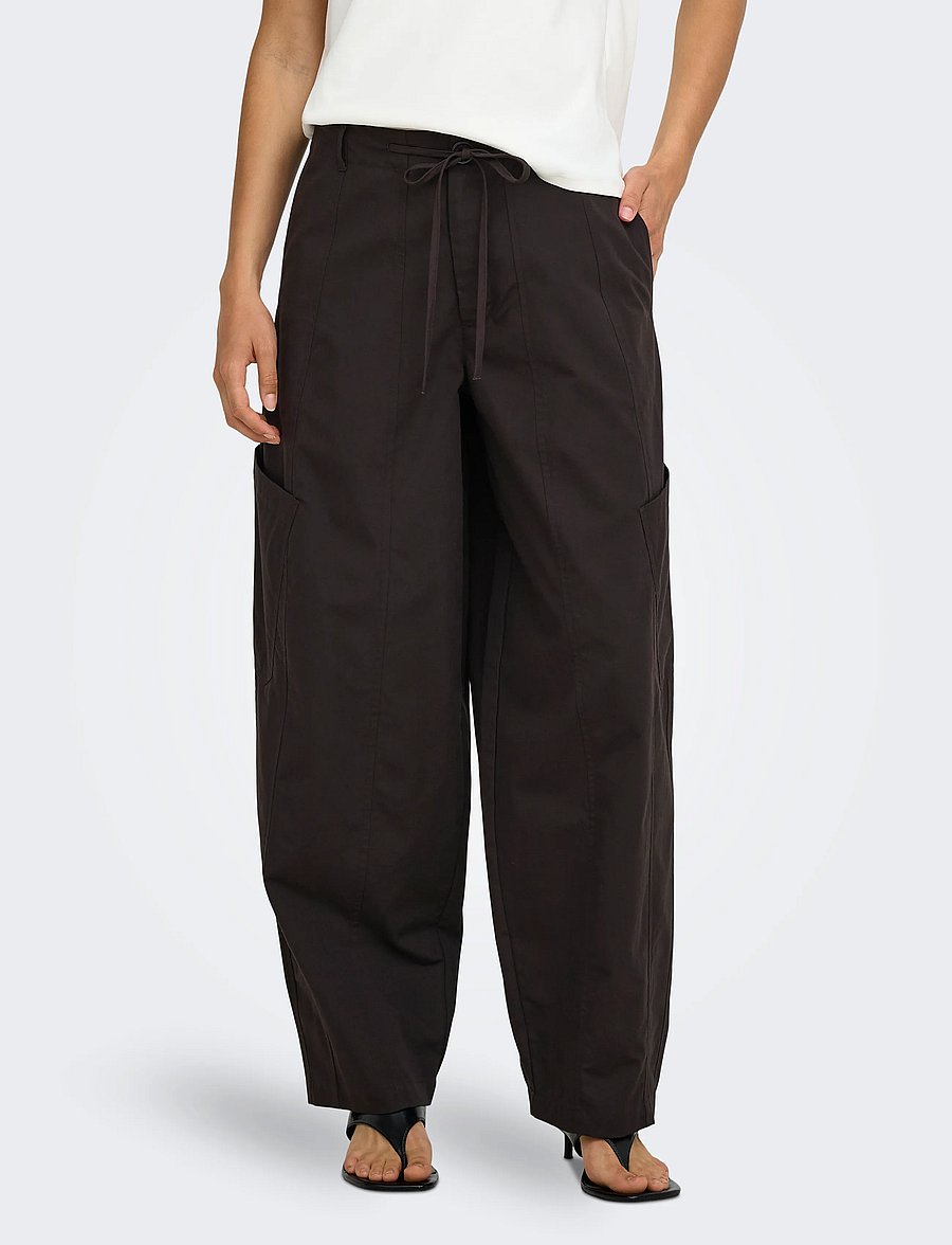 JDY - JDYGEO MW CARGO PANTS WVN EXP NOOS - cargo-hosen - chocolate torte - 0