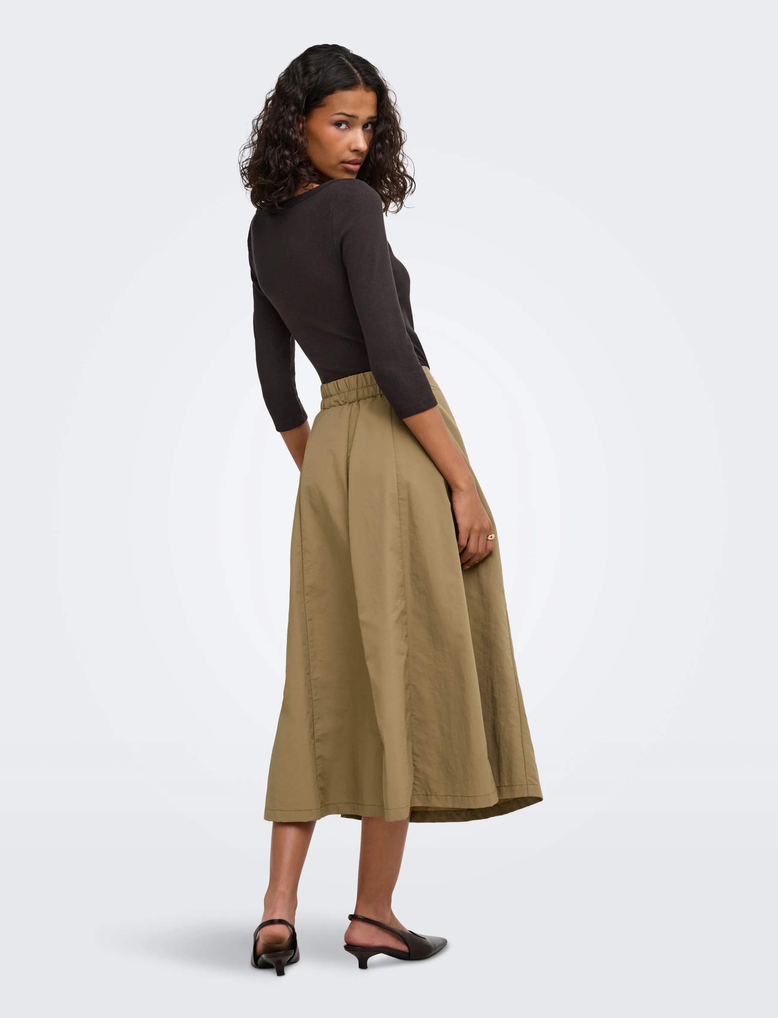 JDY - JDYMALLI 3/4 BOATNECK TOP JRS NOOS - kurzärmelige blusen - chocolate brown - 3