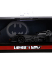 Jada Toys - Batman Figur med 1989 Batmobile 1:32 - lägsta priserna - grey - 12