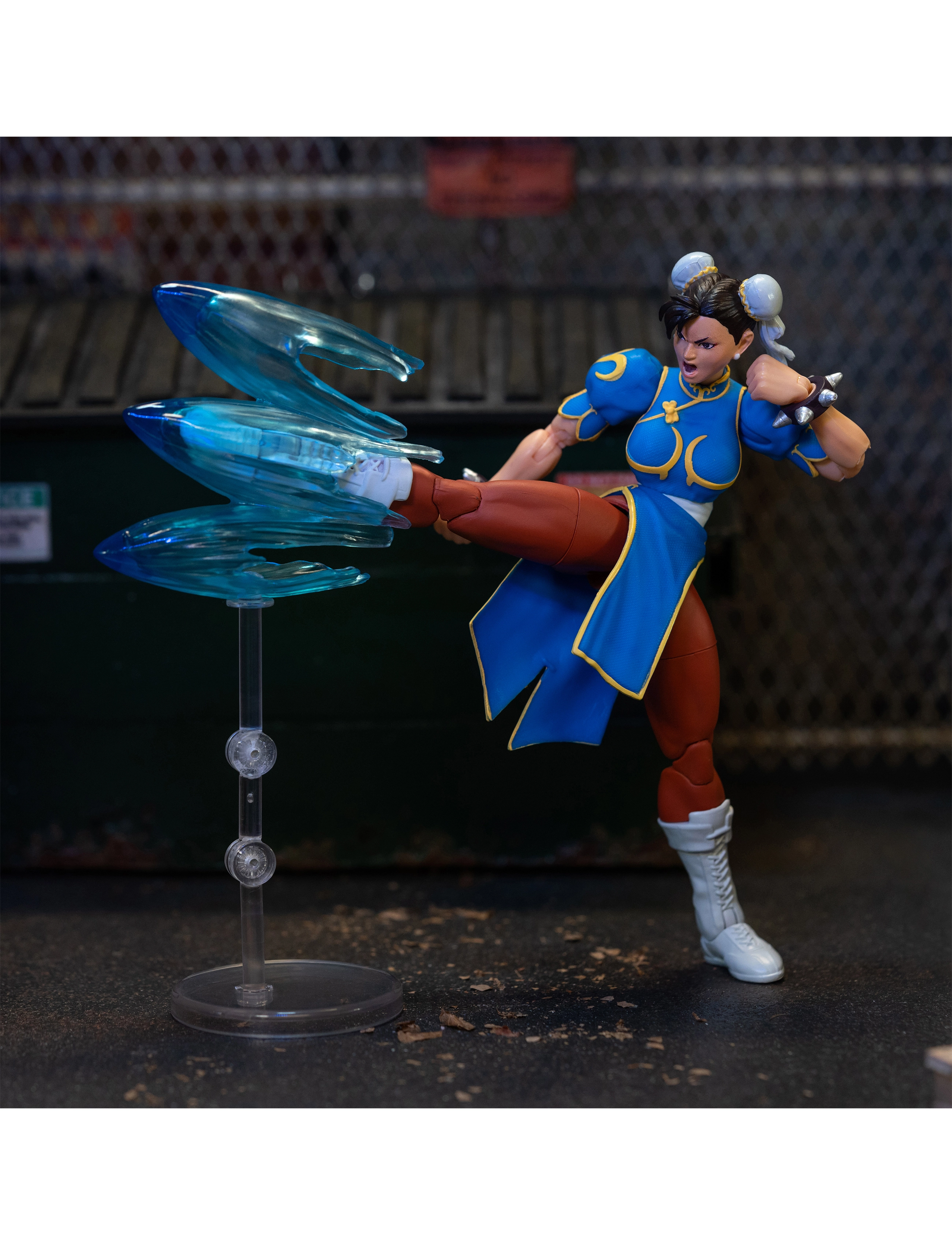 Jada Toys - Jada Toys Street Fighter II Chun-Li 6" Figure - multi coloured - 5