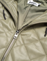 Jakke - Becky Faux Leather Quilted Short Bomber Jacket - pavasarinės striukės - olive - 2