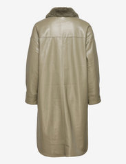 Jakke - Sharon Faux Leather Shacket With Fur Collar - wiosenne kurtki - olive - 1