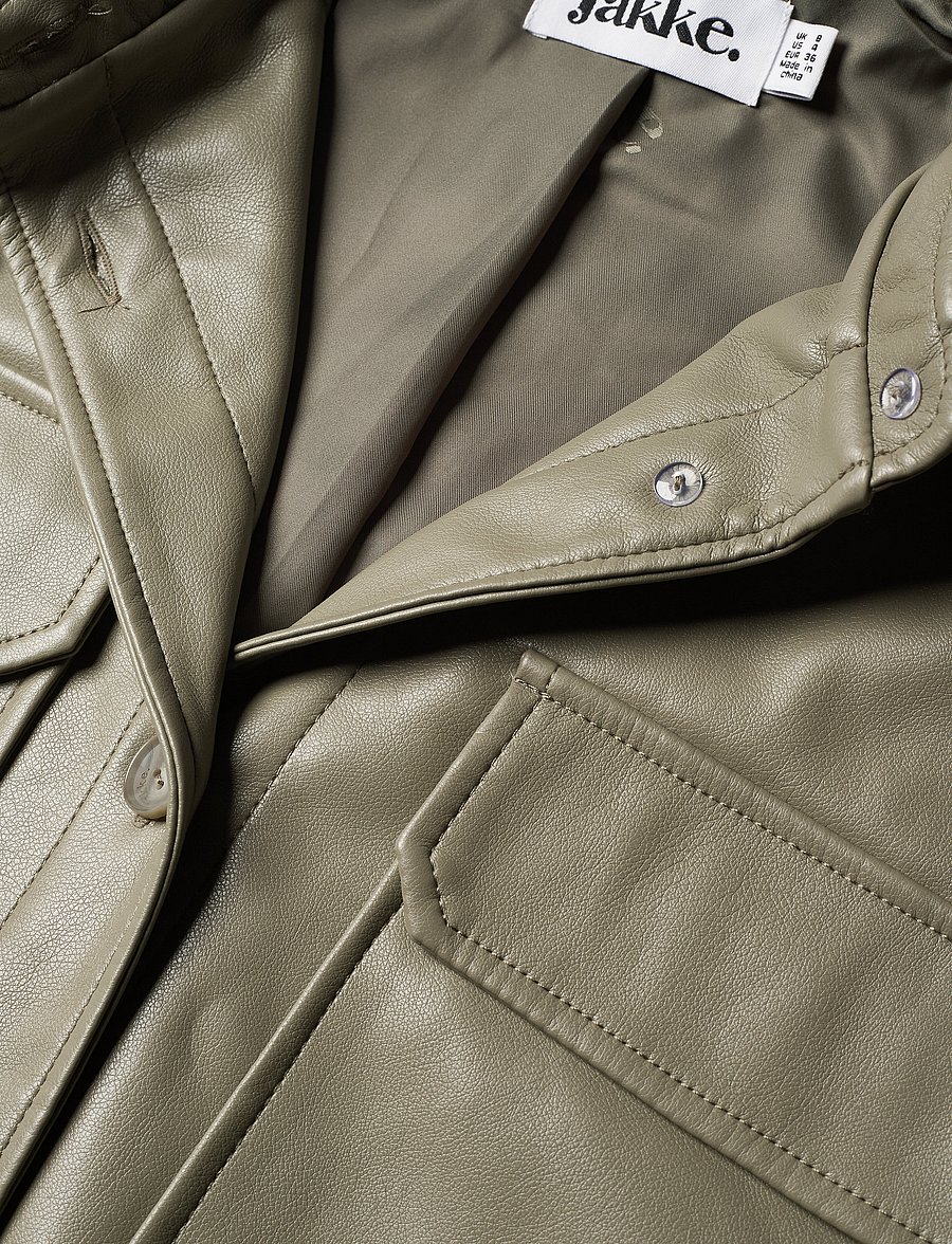 Jakke - Sharon Faux Leather Shacket With Fur Collar - forårsjakker - olive - 2