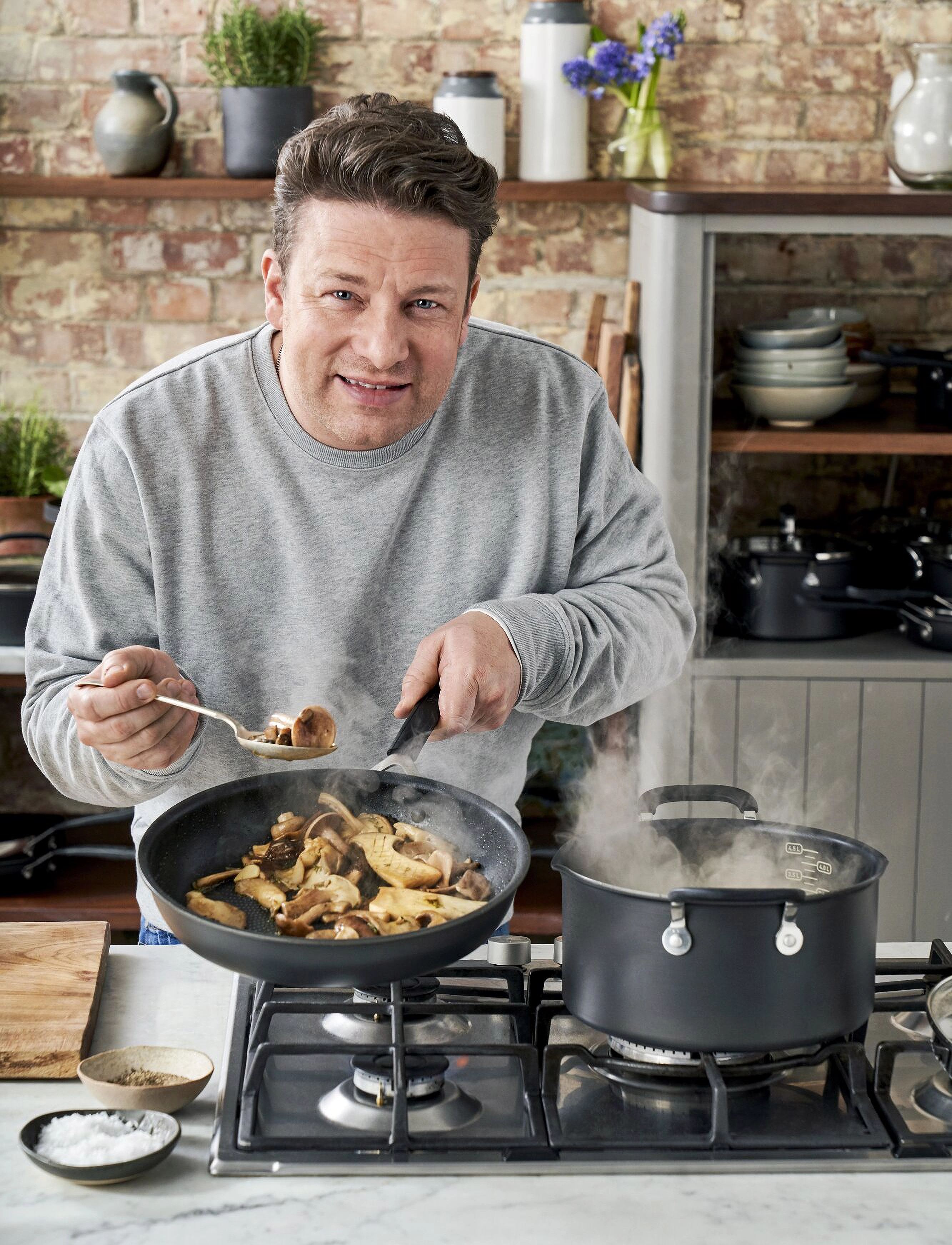 Jamie Oliver Tefal - Jamie Oliver Quick & Easy Sautepan 26 cm / 4,1 l. w. Lid Har - black - 5