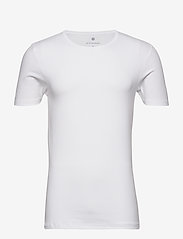 JBS of Denmark - JBS of DK t-shirt O-neck - de laveste prisene - white - 0